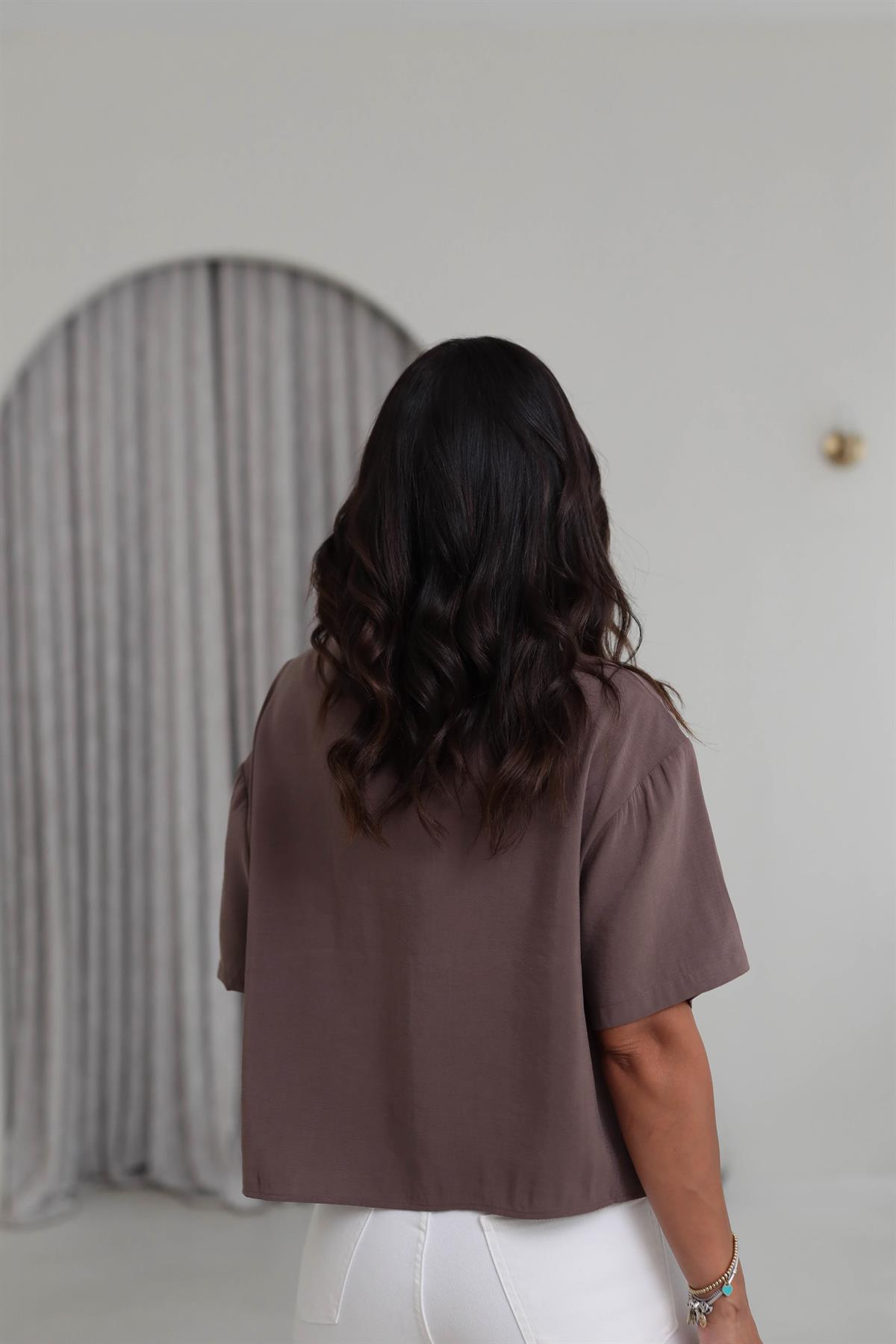 1261 Cep Nakış İşlemeli Tencel Kısa Kol Gömlek KAHVE