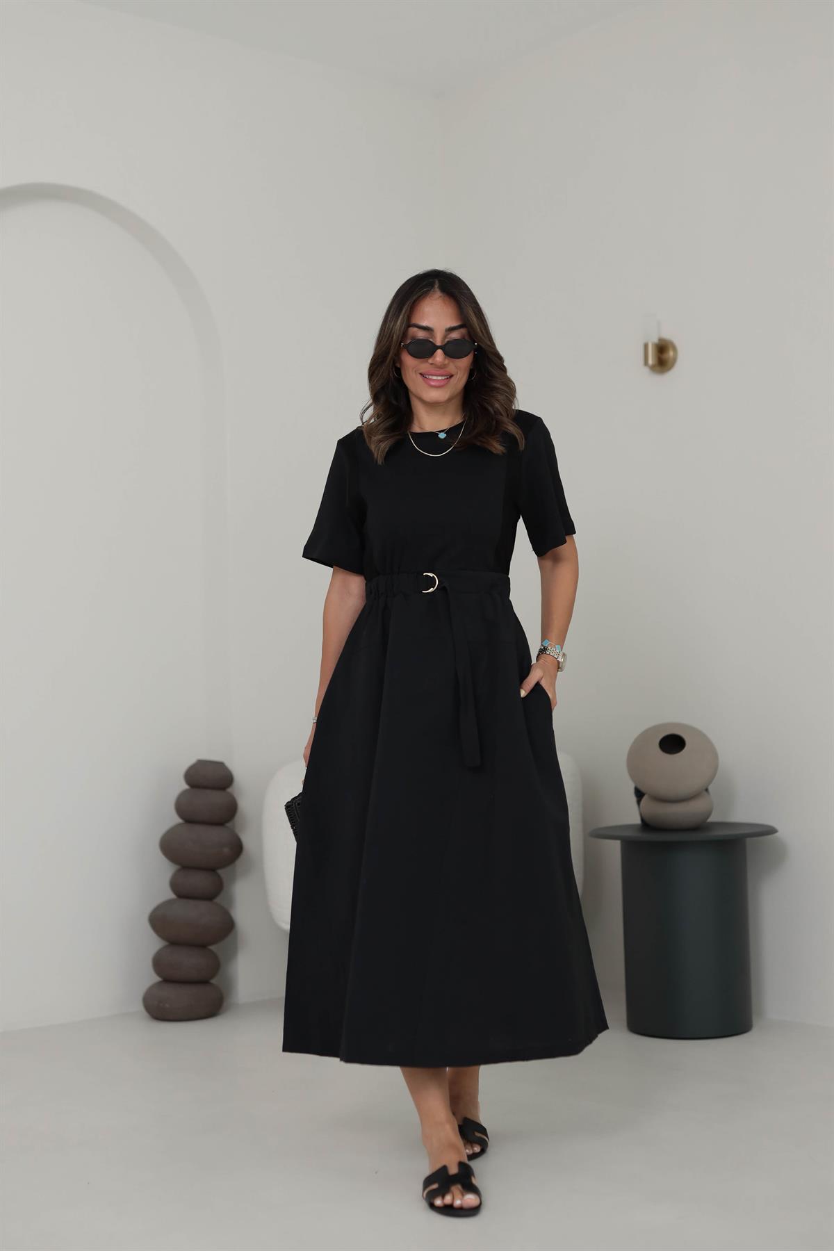 0347 D Toka Kemerli Garnili Elbise SİYAH