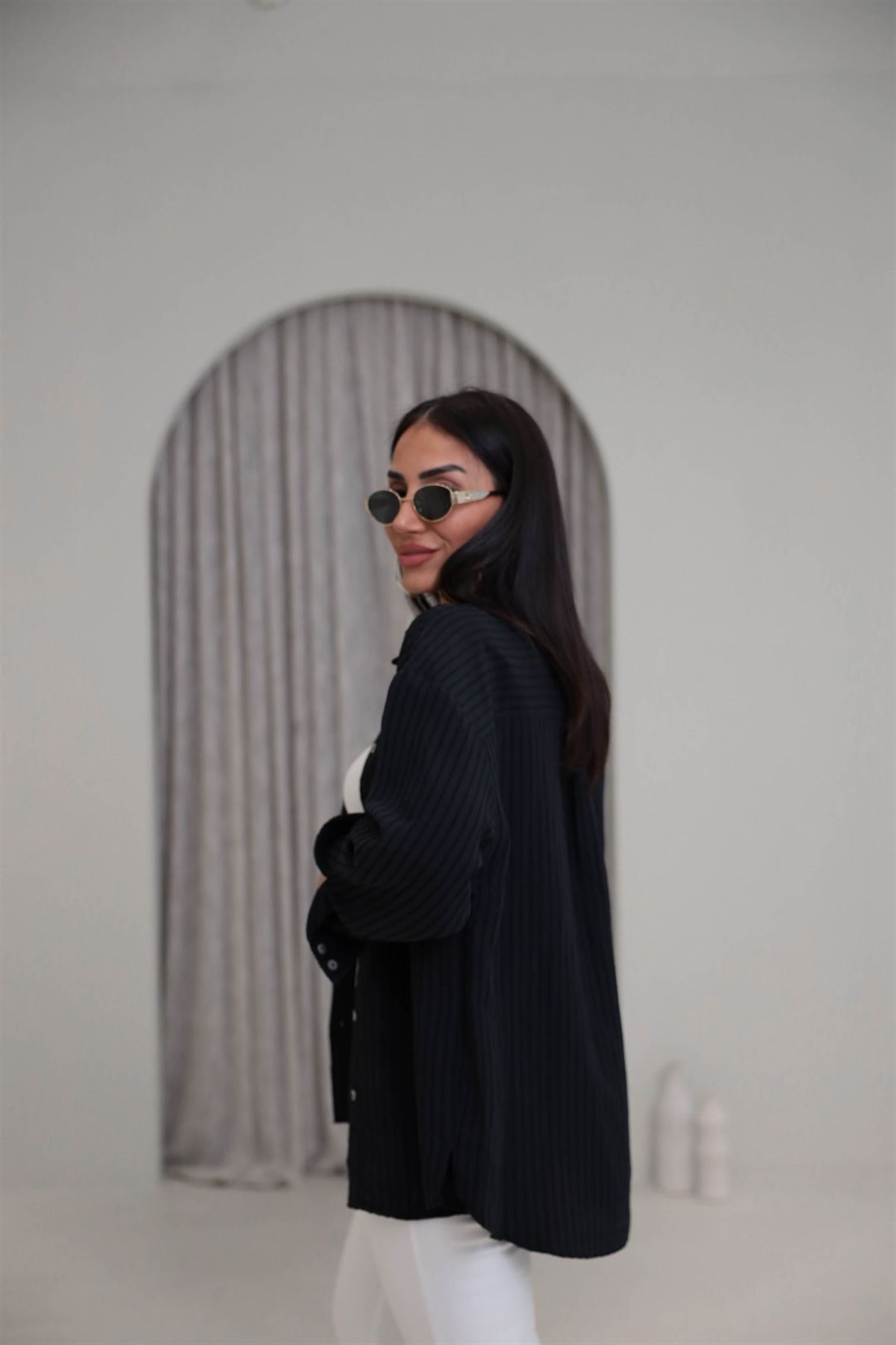 5000 Çizgili Modal Dokulu Oversize Gömlek SİYAH