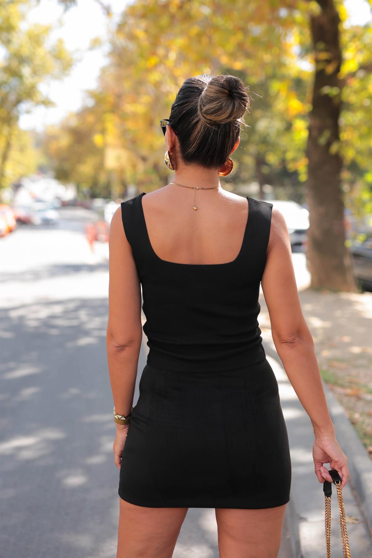 0002 Kare Yaka Triko Atlet SİYAH