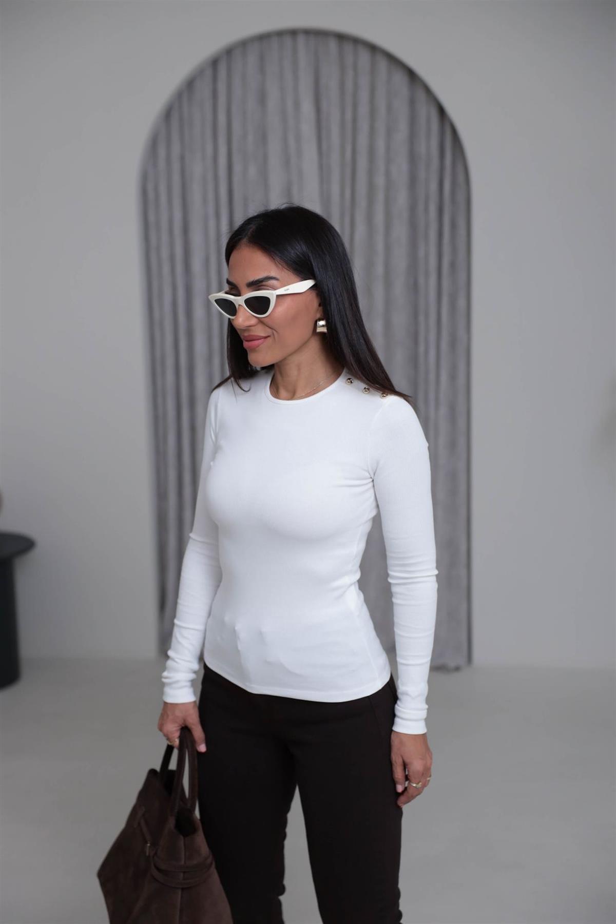 7245 Omzu Düğmeli Fitilli Bluz EKRU