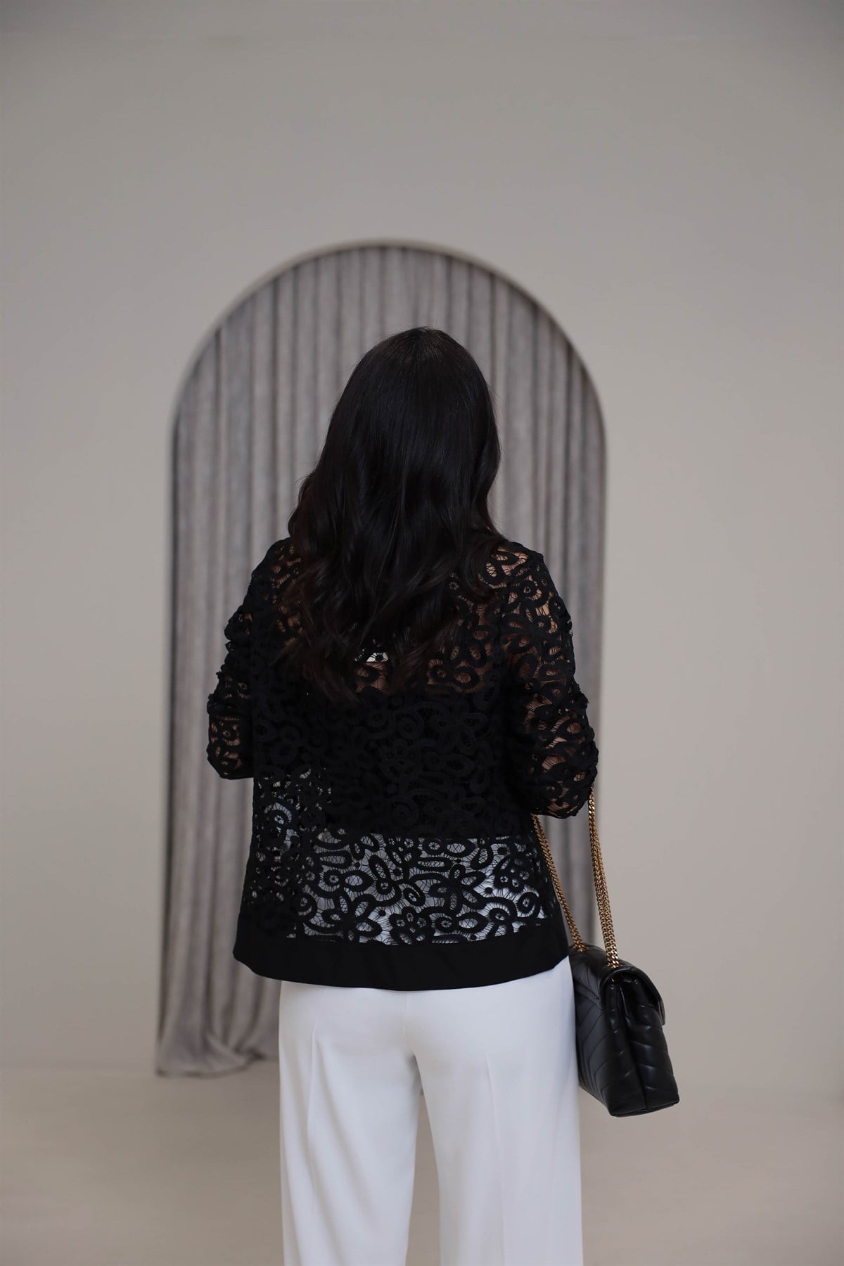 7282 Gömlek Yaka Poplin Garnili Güpürlü Ceket SİYAH