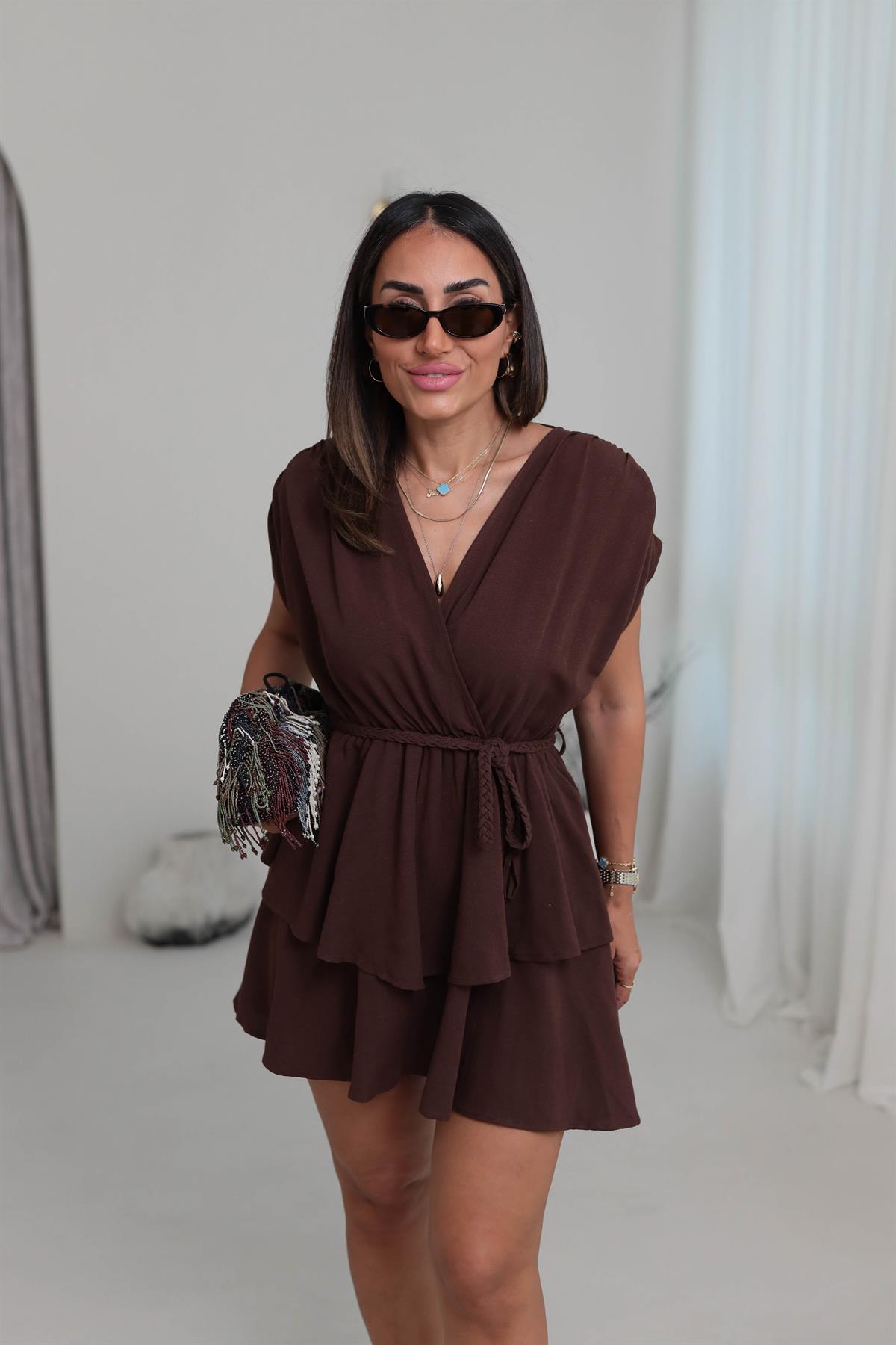 0306 Eteği Kat Kat Kruvaze Kemerli Keten Elbise KAHVE