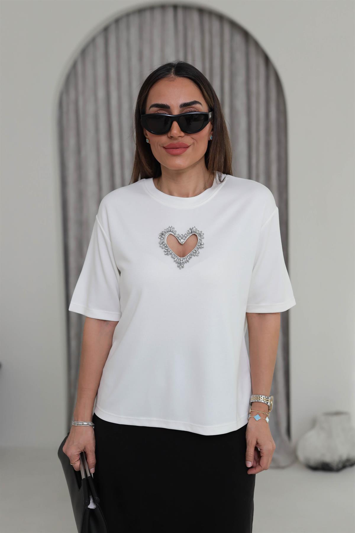 8111 Kalp Dekolteli Taşlı Modal Tshirt EKRU