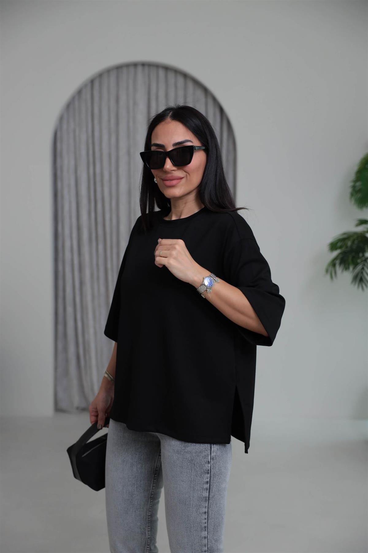 1066 Yanları Yırtmaçlı Bisiklet Yaka Modal Tshirt SİYAH