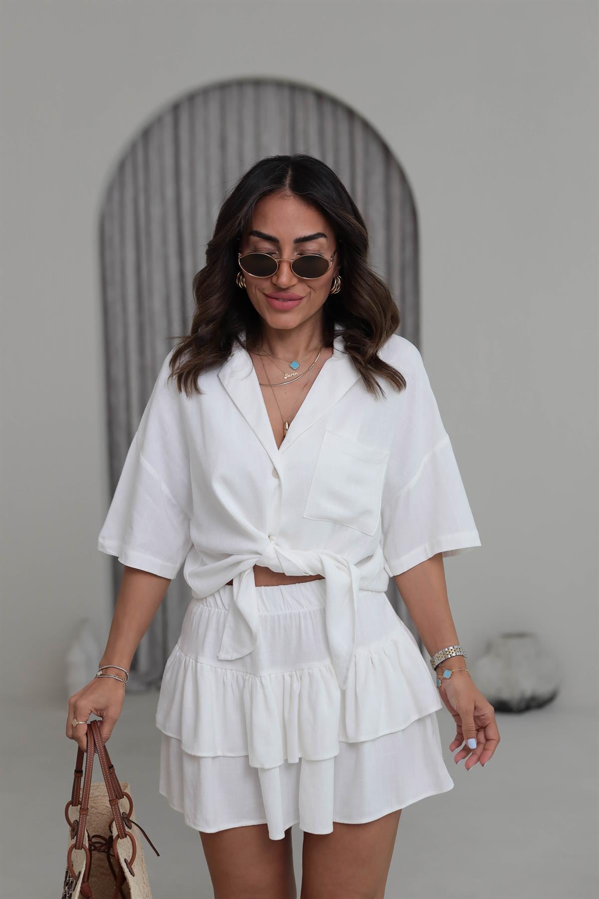 0478 Keten Bağlama Detay KatKat Etekli Takım EKRU