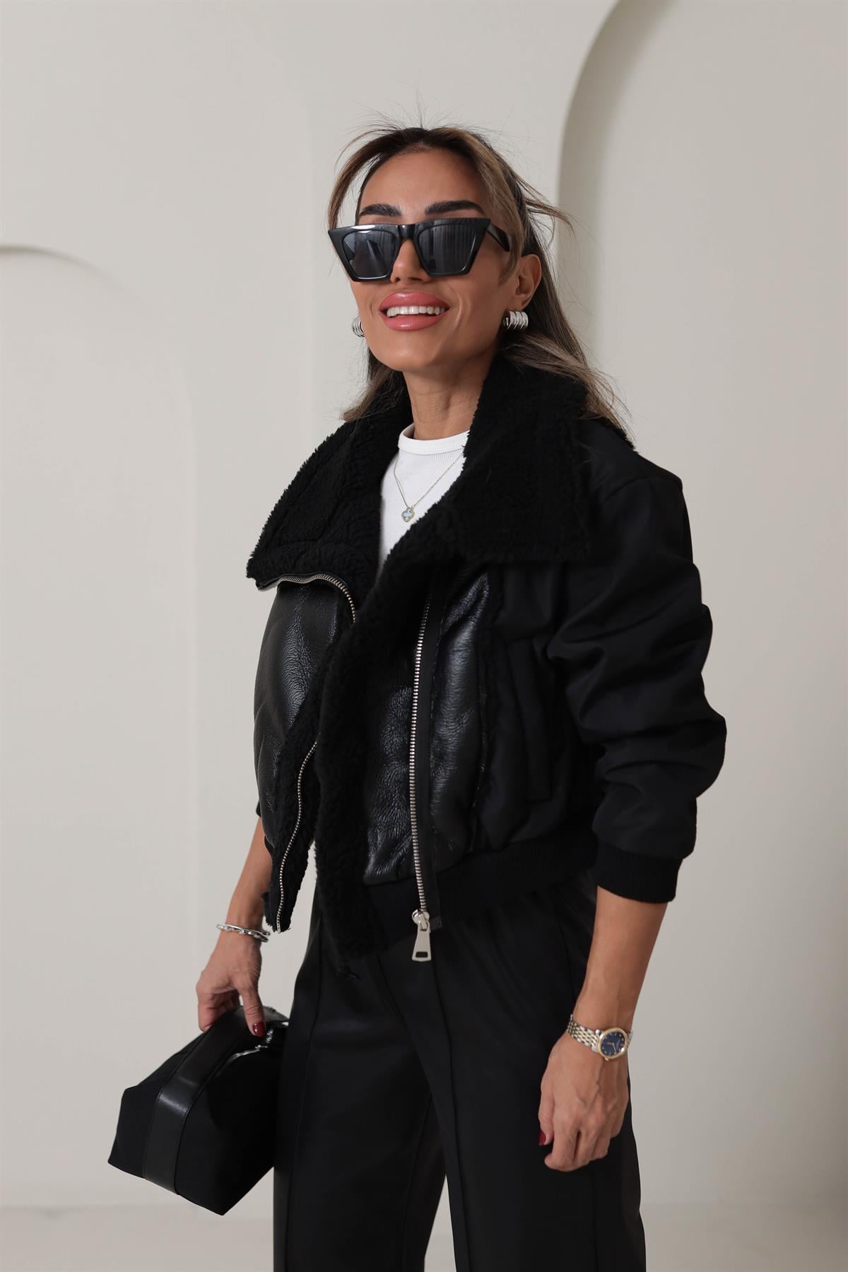 3537 Deri Garnili Yakalı Mont SİYAH