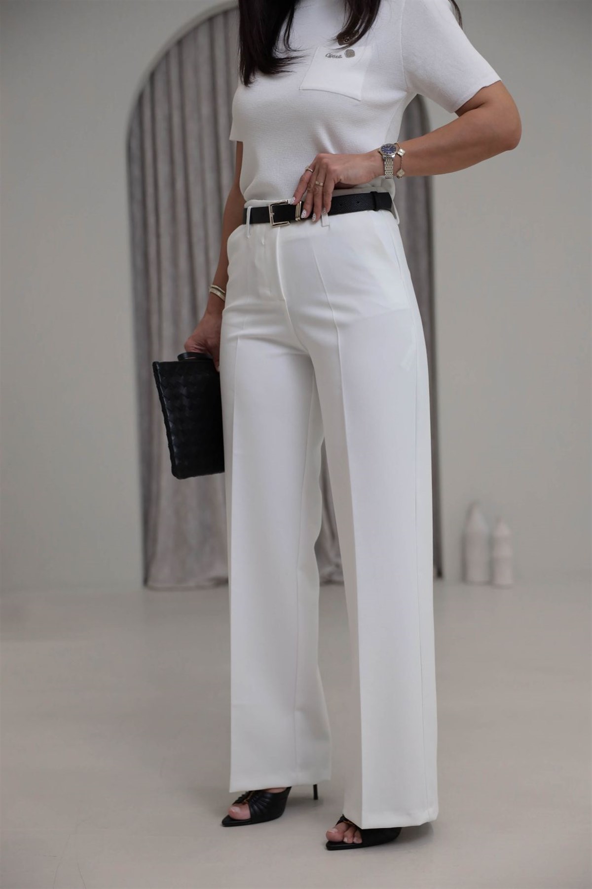 7515 Arka Cepli Kemerli Geniş Paça Pantolon EKRU