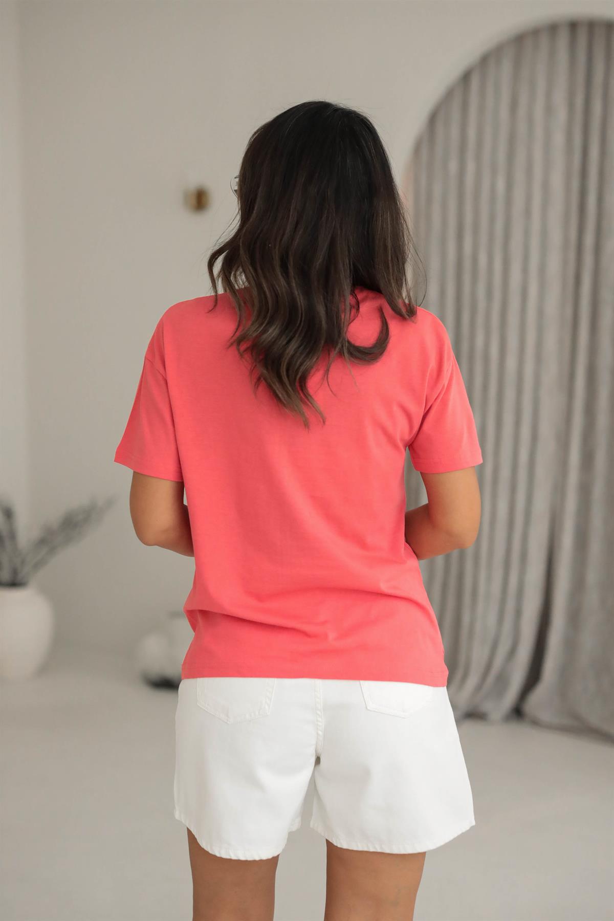 0001 Cep Zincirli Taş Detaylı Pamuklu Tshirt