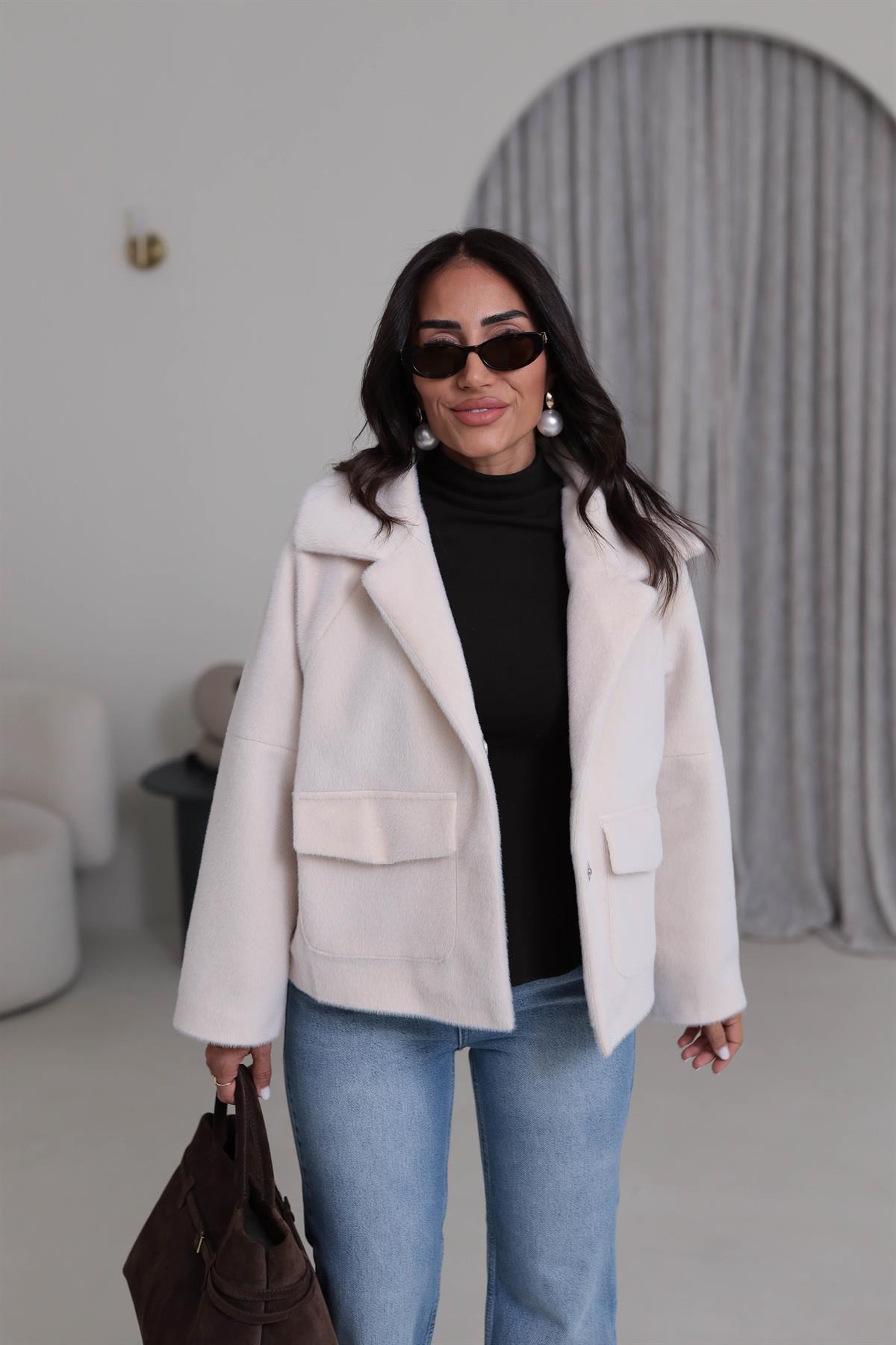 2731 Çıtçıtlı Cep Detaylı Alpaka Mont EKRU