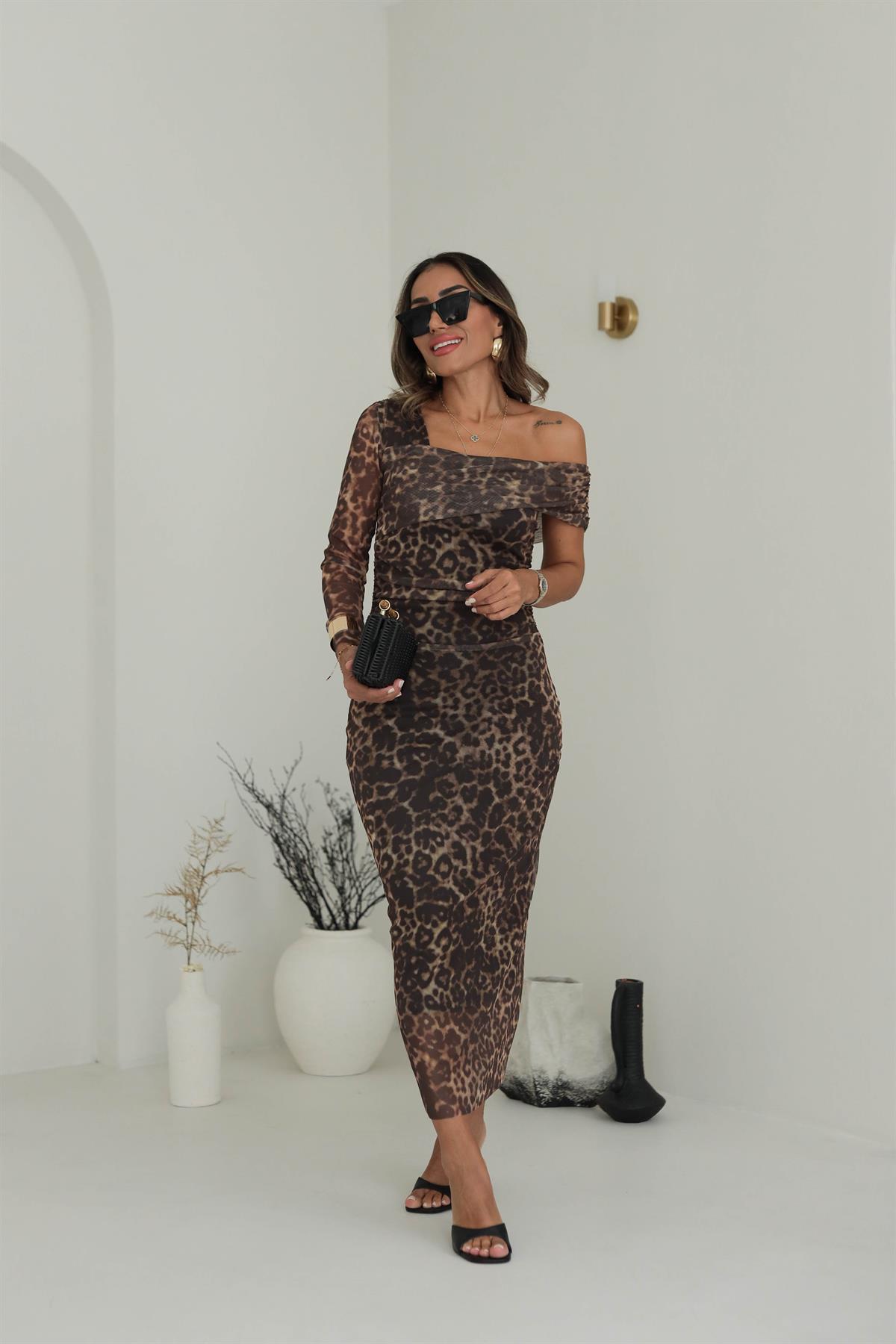 224 Tek Omuz Detaylı Leopar Elbise