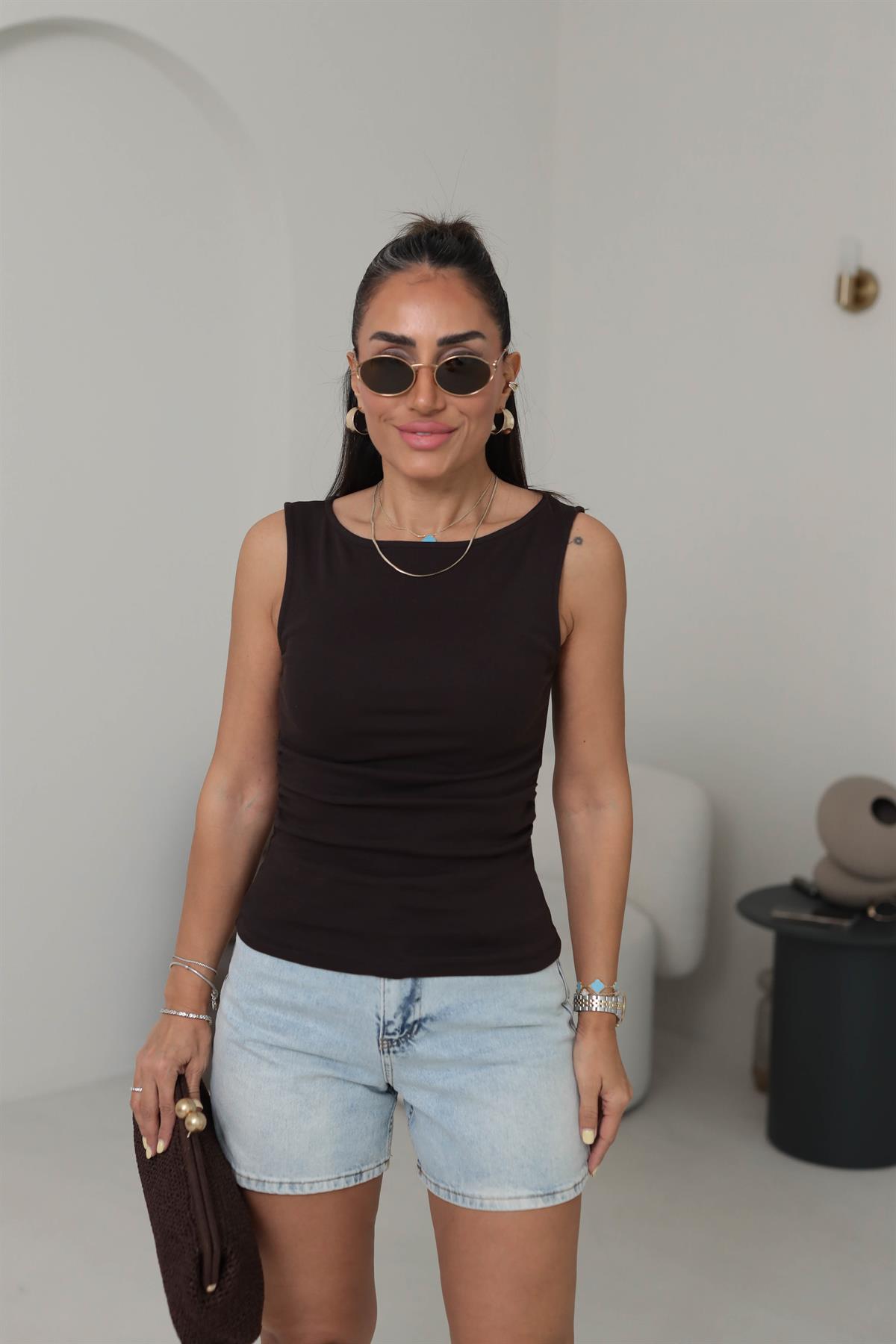 1589 Büzgülü Kayık Yaka Pamuklu Bluz ACI KAHVE