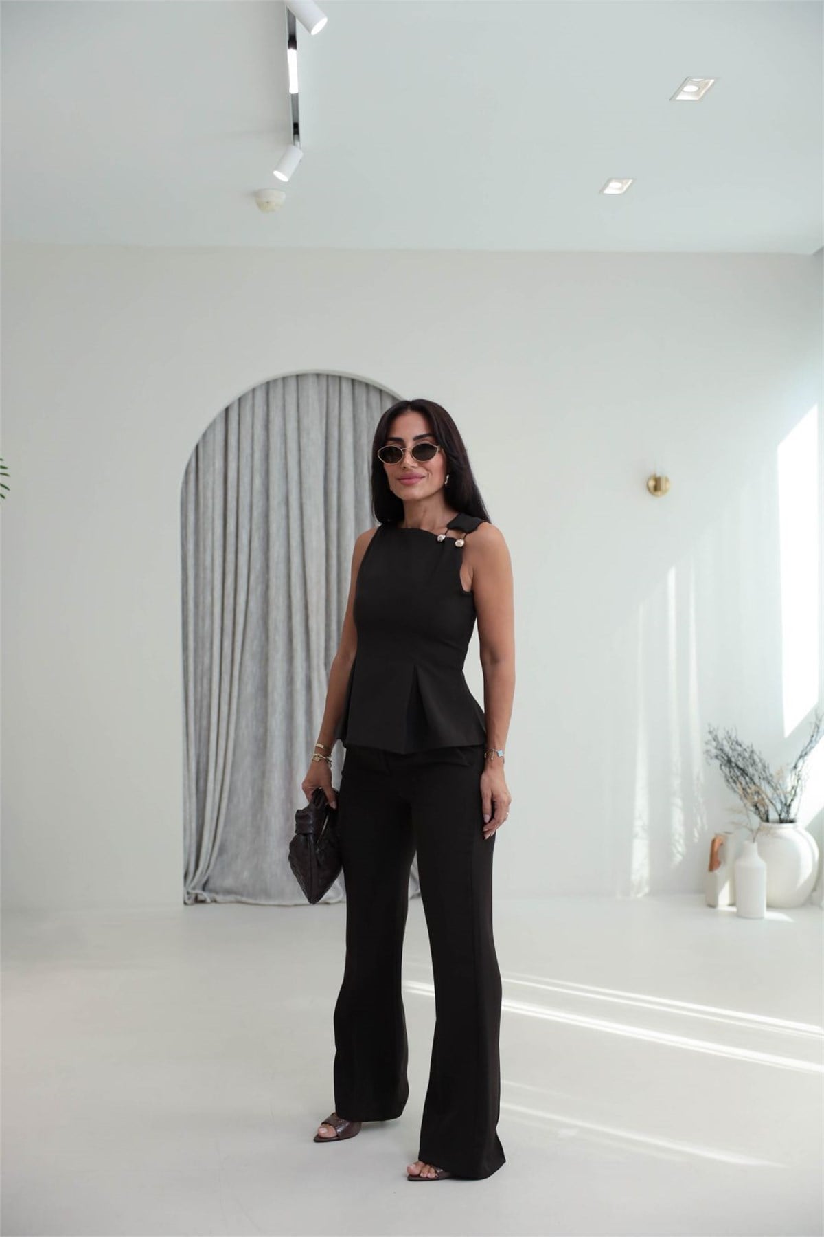 9215 Omuz Düğme Detaylı Bluz & Pantolon Takım KOYU KAHVE