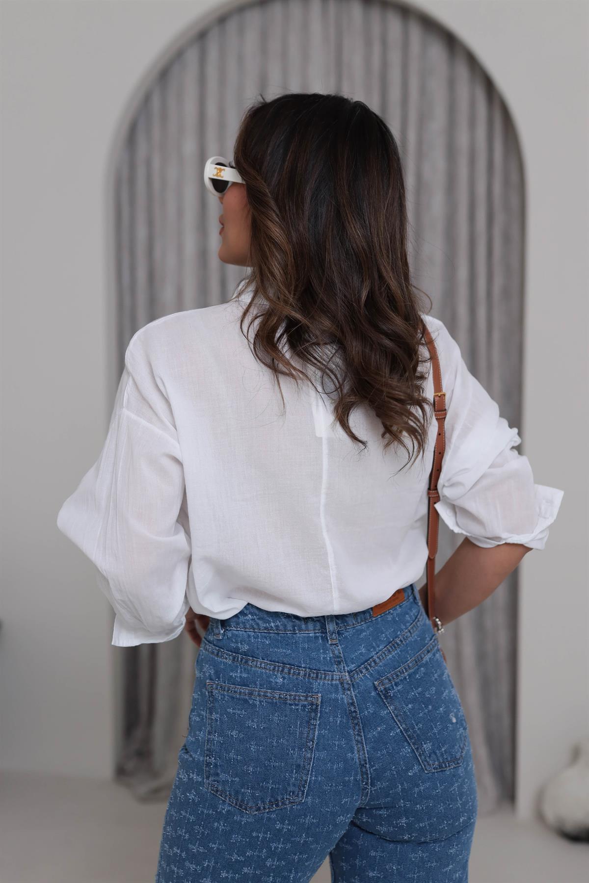 4294 Cep Detaylı Pamuklu Dokulu Gömlek BEYAZ