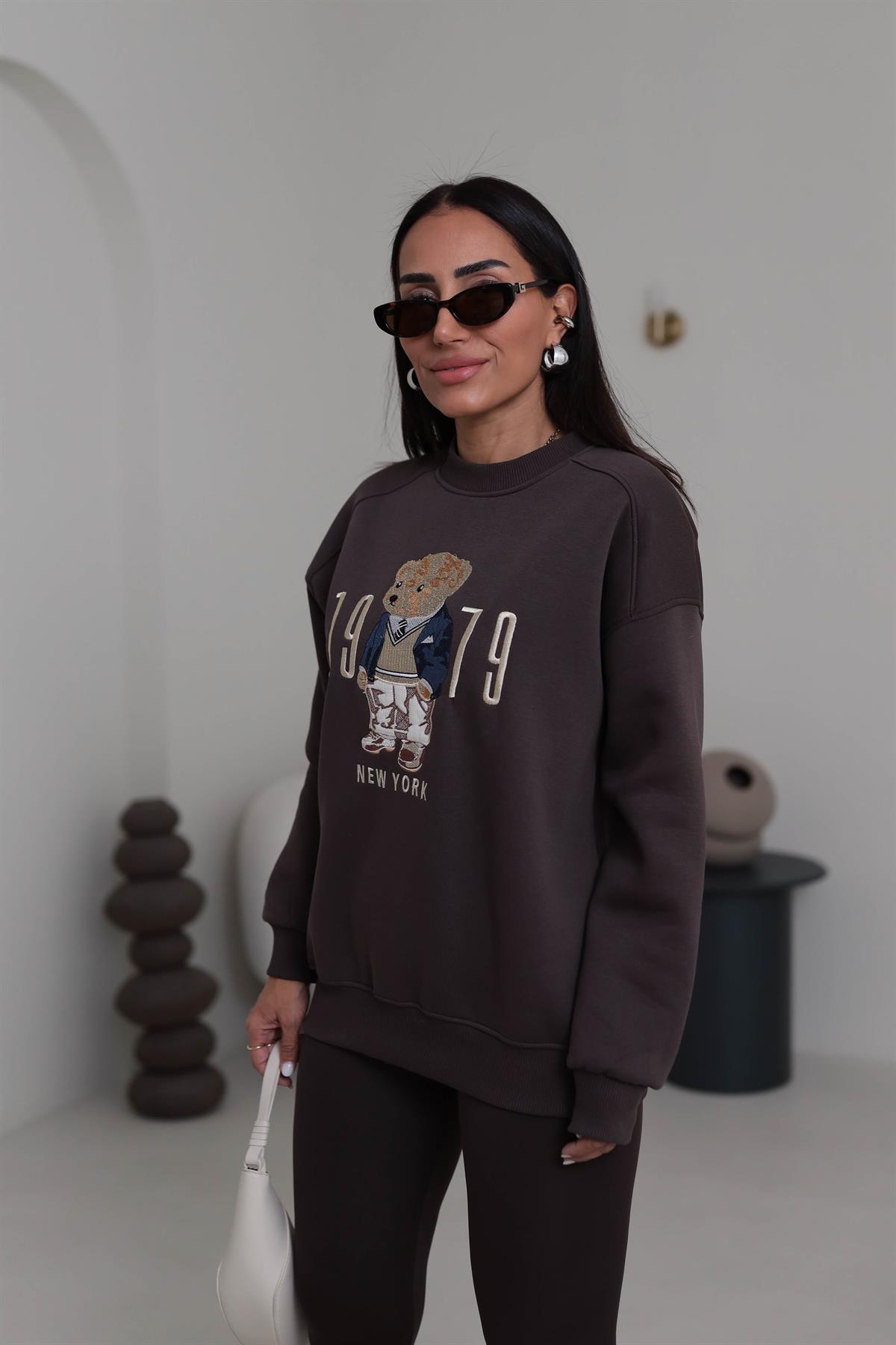 0417 Bisiklet Yaka Şardonlu Teddy Baskılı Sweatshirt ACI KAHVE