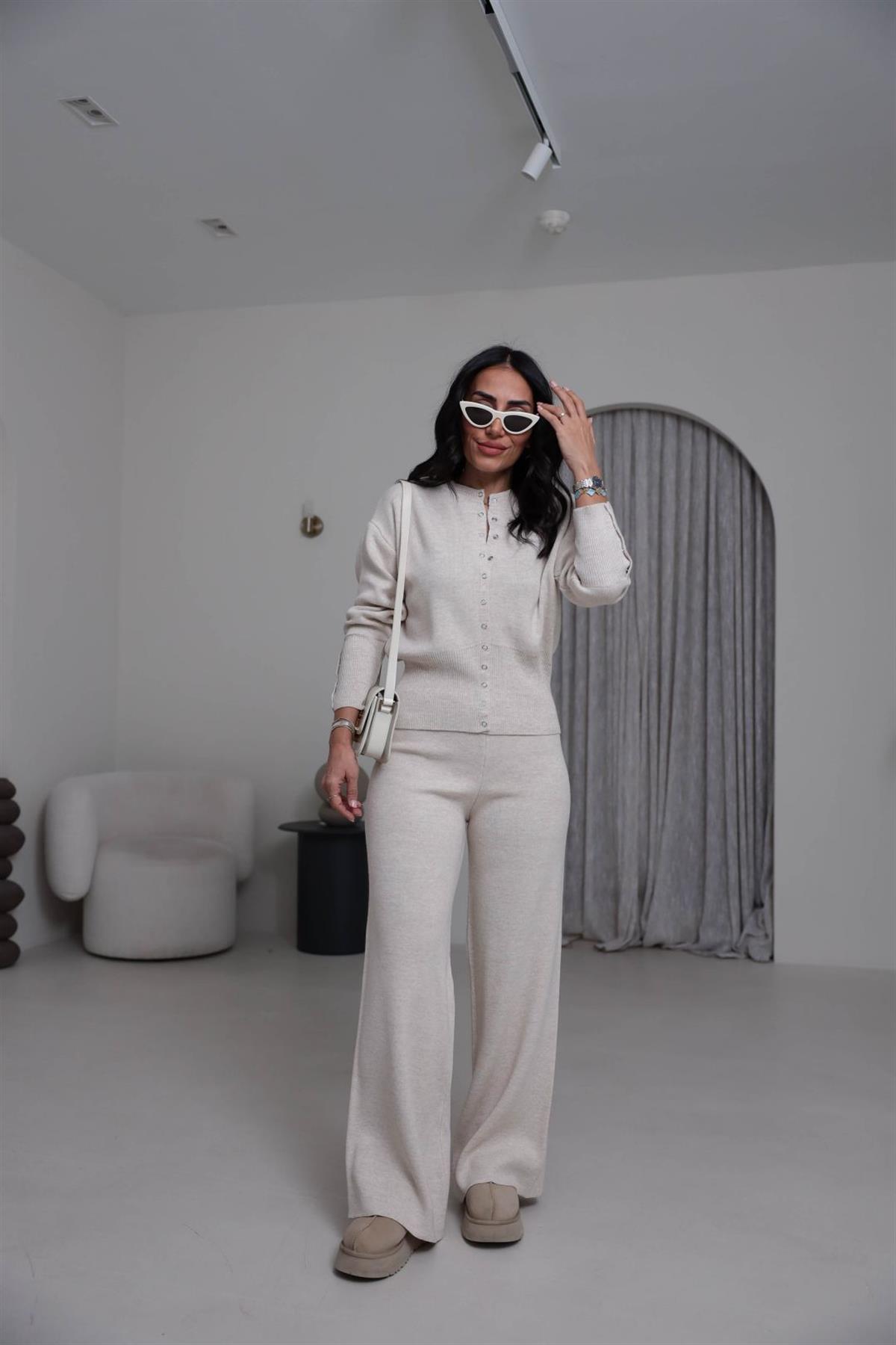 0129 Bisiklet Yaka Çıtçıt Detaylı Triko Takım TAŞ