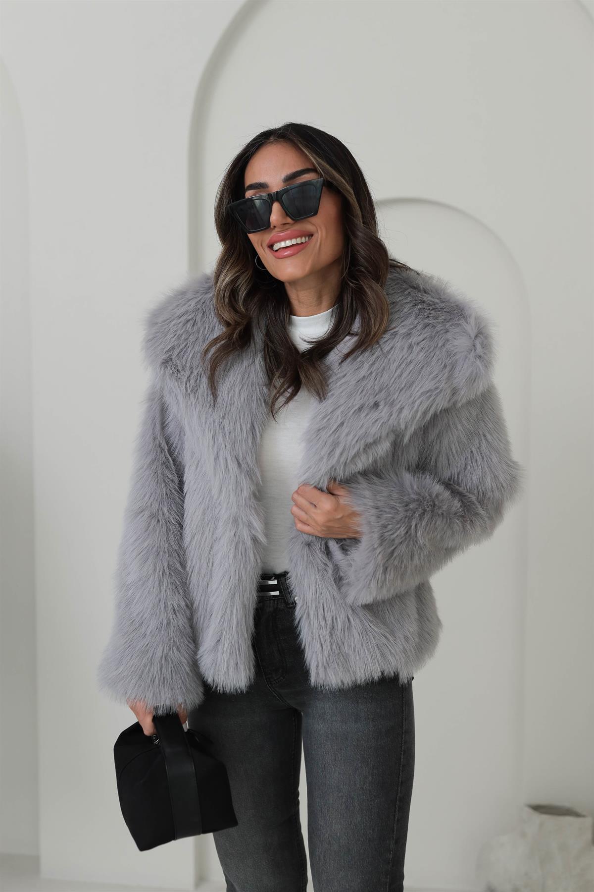 2429 Ara Boy Yakalı Kürk GRİ