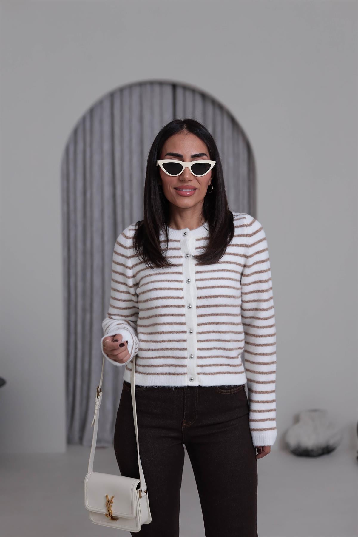 4870 Çizgili Şardonlu Bisiklet Yaka Hırka EKRU