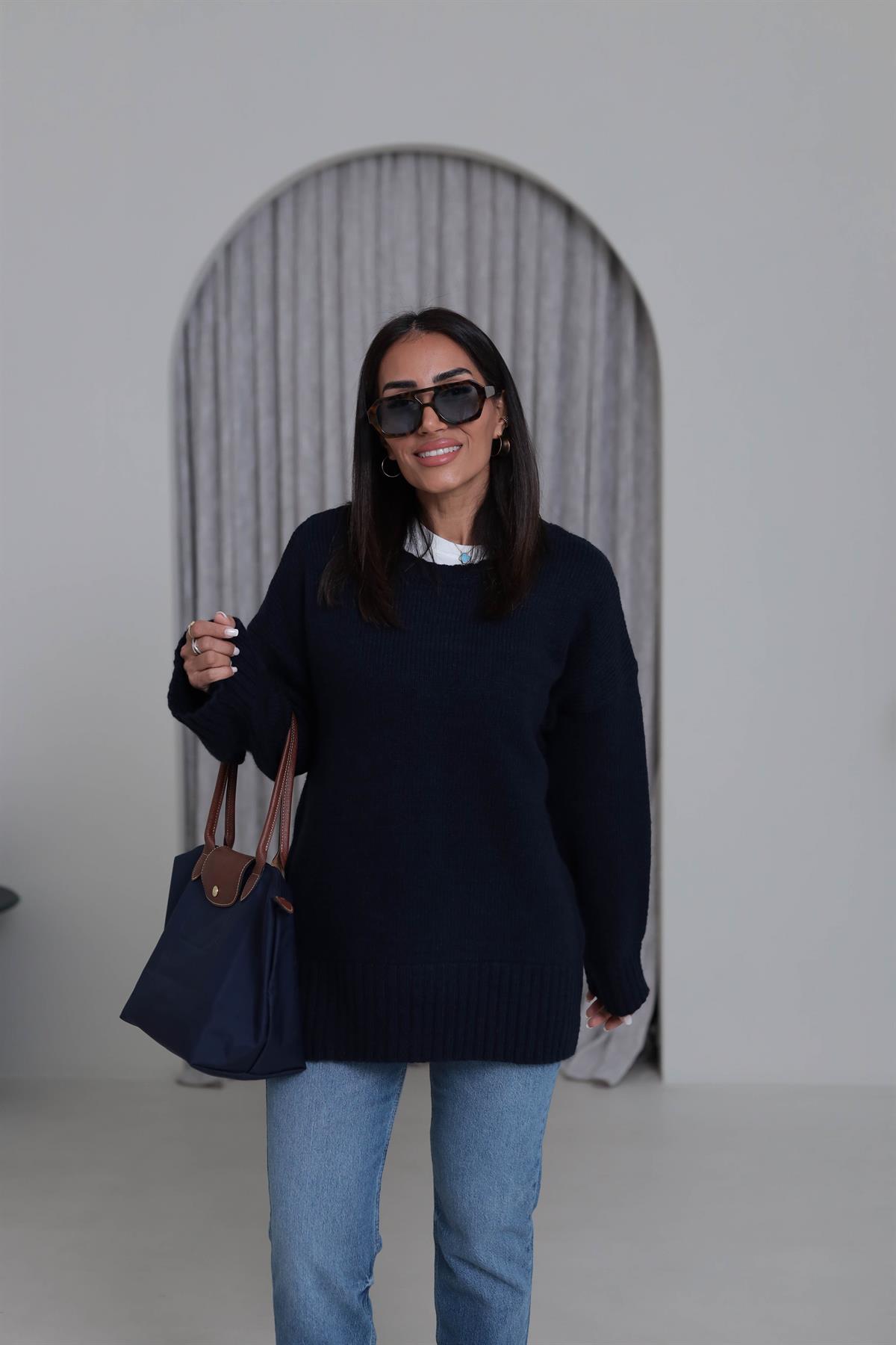 0100 Bisiklet Yaka Oversize Düz Kazak LACİVERT