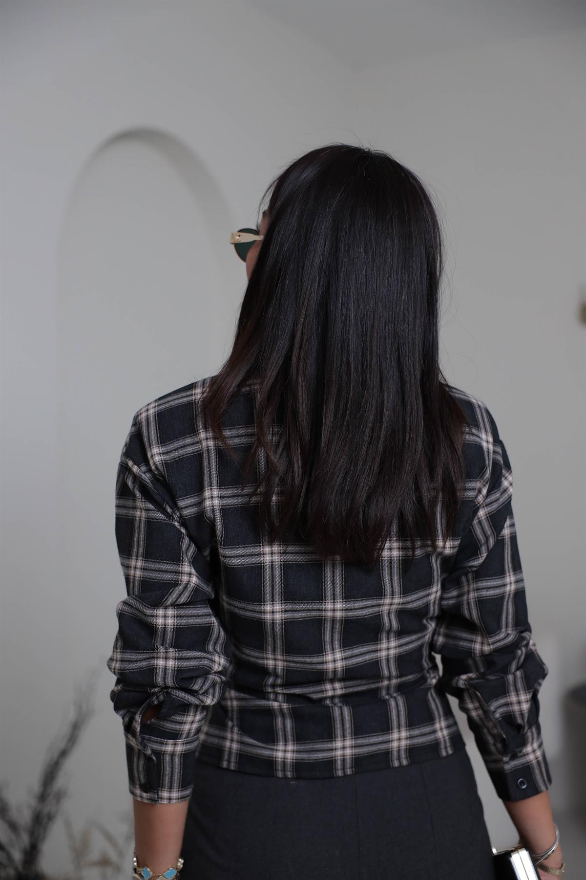 6997 Vatkalı Bağlama Detaylı Gömlek SİYAH