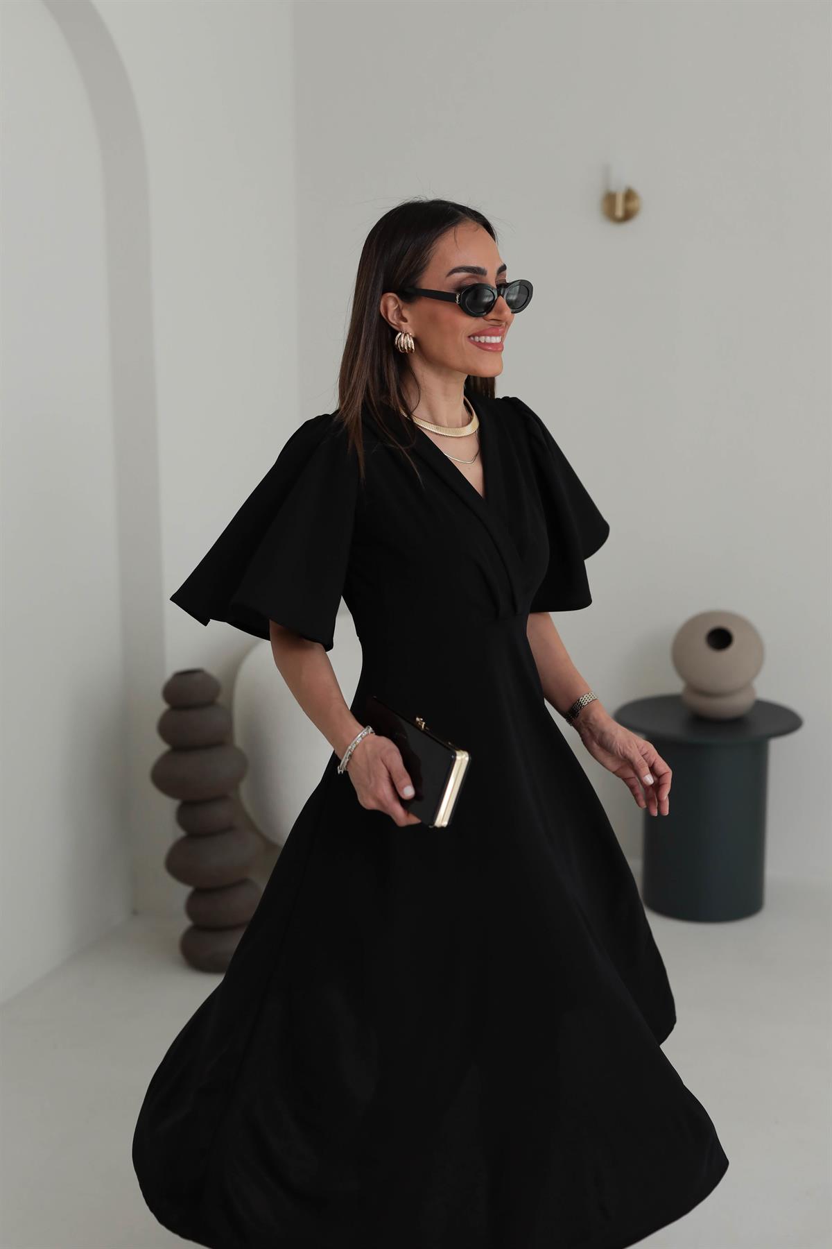 3707 Kol Volanlı Krvaze Yaka Midi Boy Elbise SİYAH