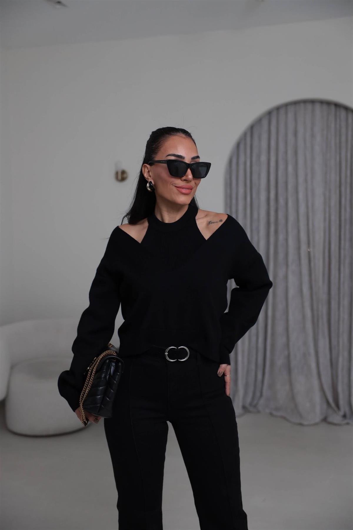 1206 V Yaka İkili Korsman Bluz SİYAH