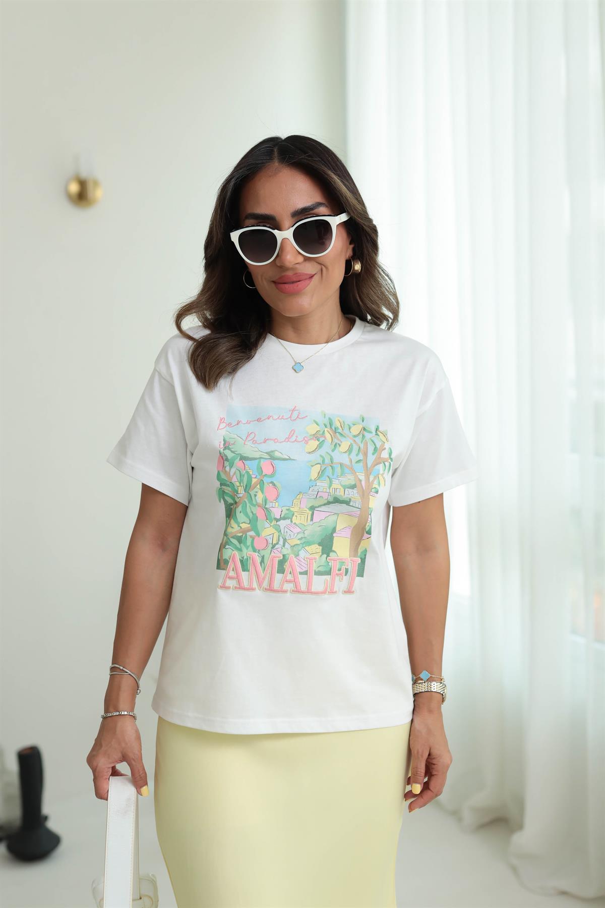 0495 Kabartma Yazı İşlemeli Pamuklu Tshirt EKRU