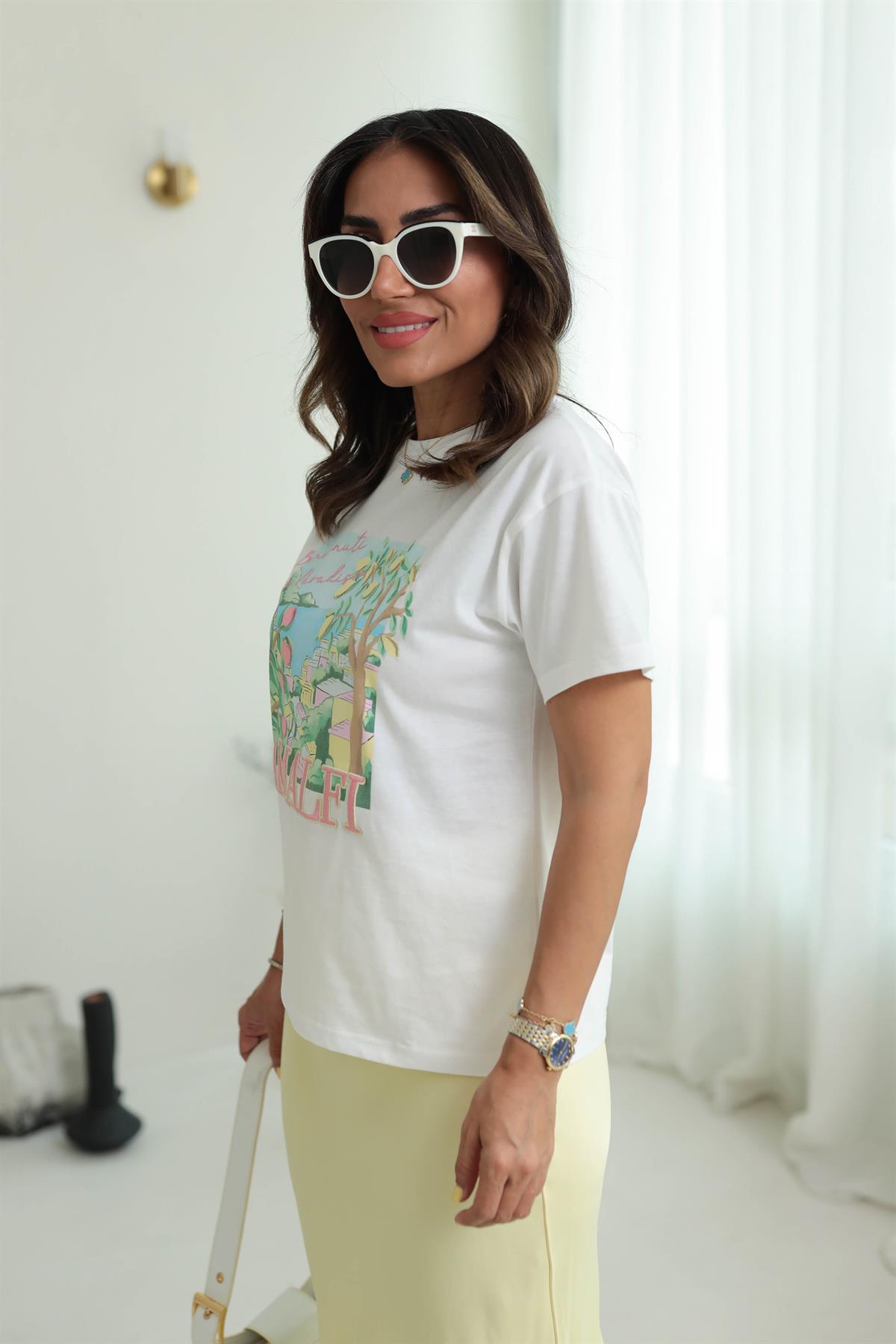 0495 Kabartma Yazı İşlemeli Pamuklu Tshirt EKRU