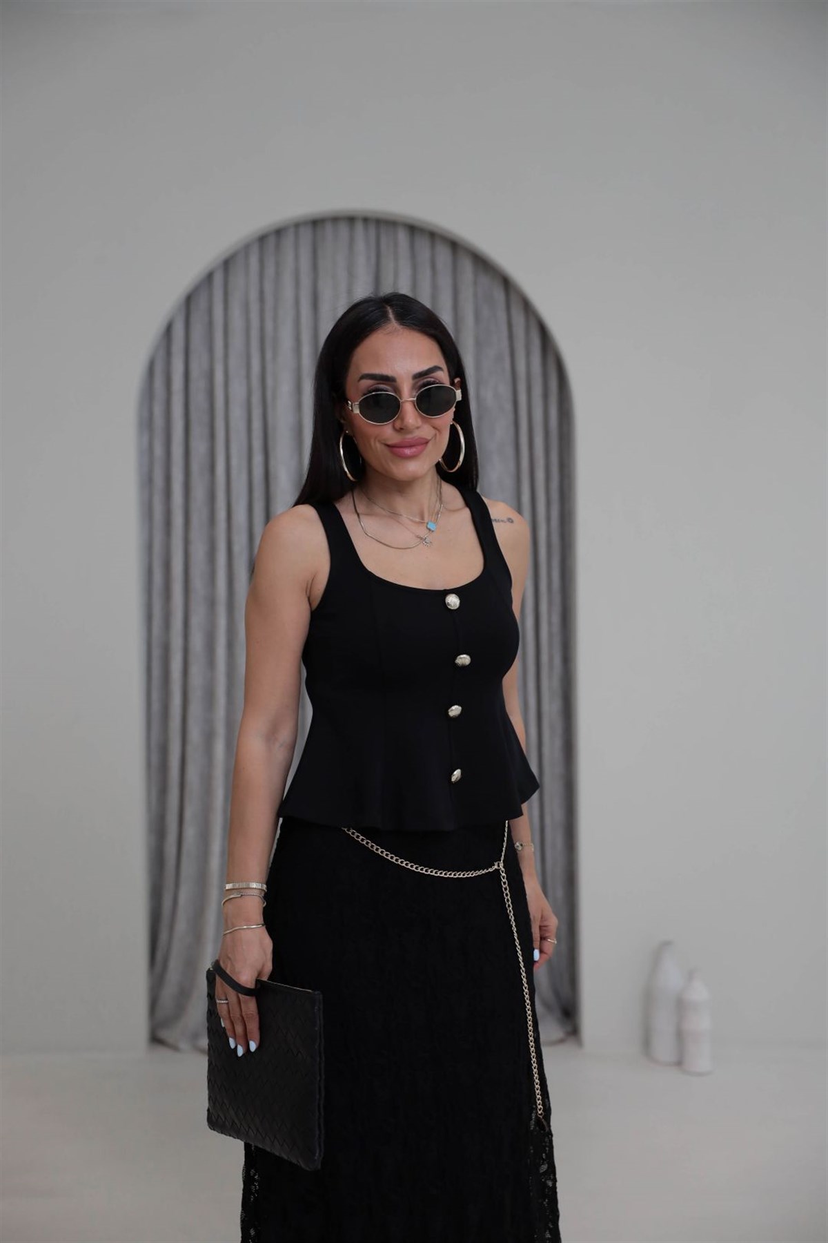 1979 Düğmeli Kare Yaka Peplum Bluz SİYAH