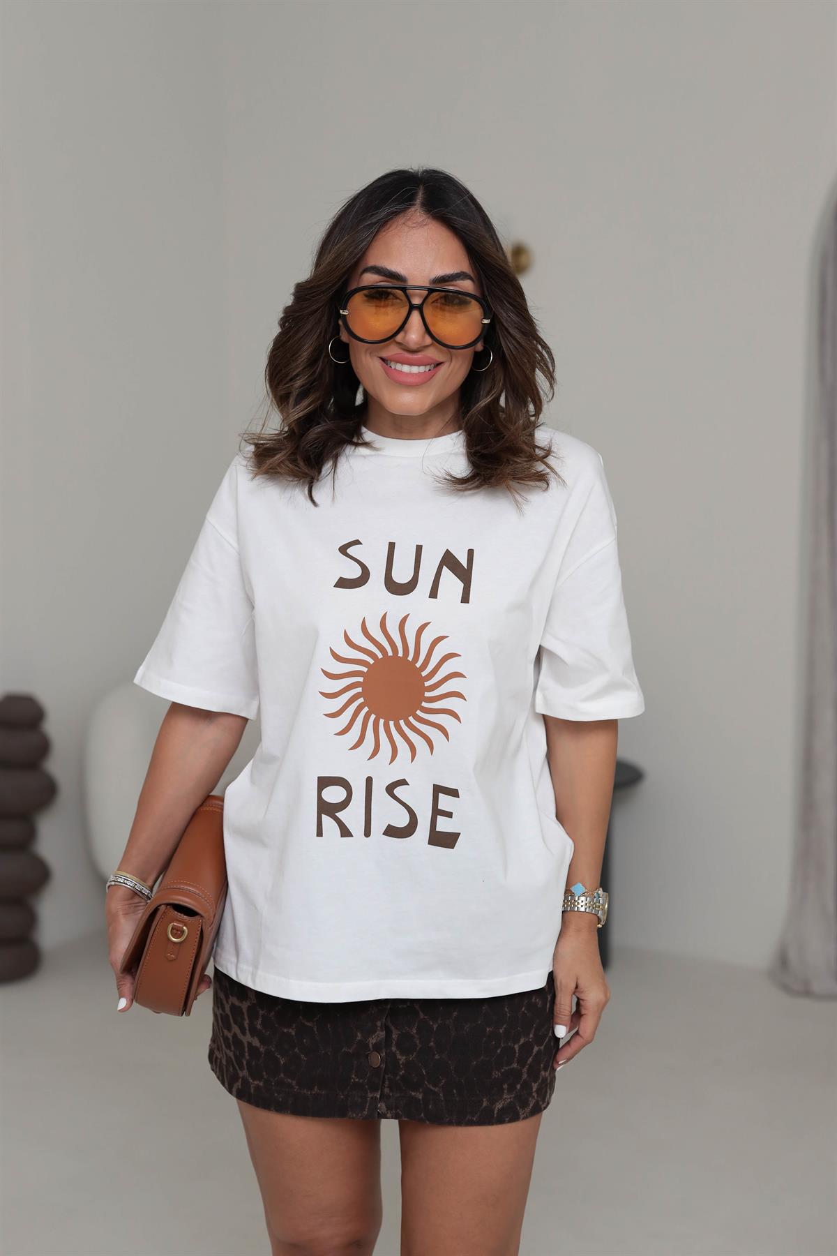 0344 Güneş Baskılı Tshirt EKRU