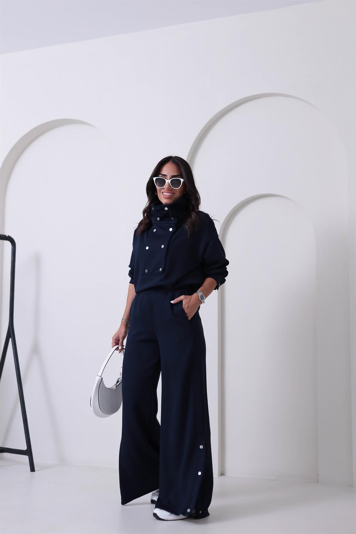 6704 Dik Yaka Çıtçıt Detaylı Modal Takım LACİVERT