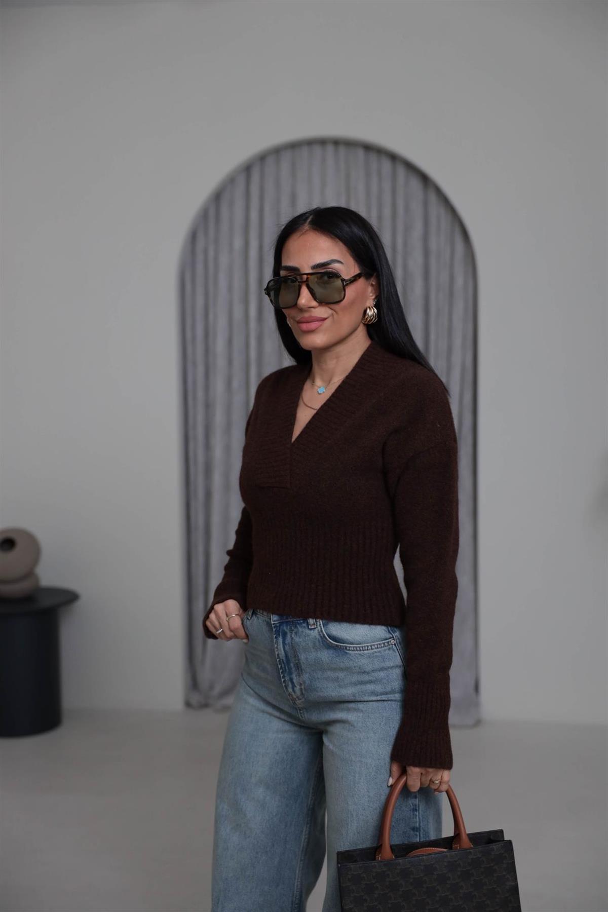 5080 Yaka Detaylı Yumoş Triko ACI KAHVE