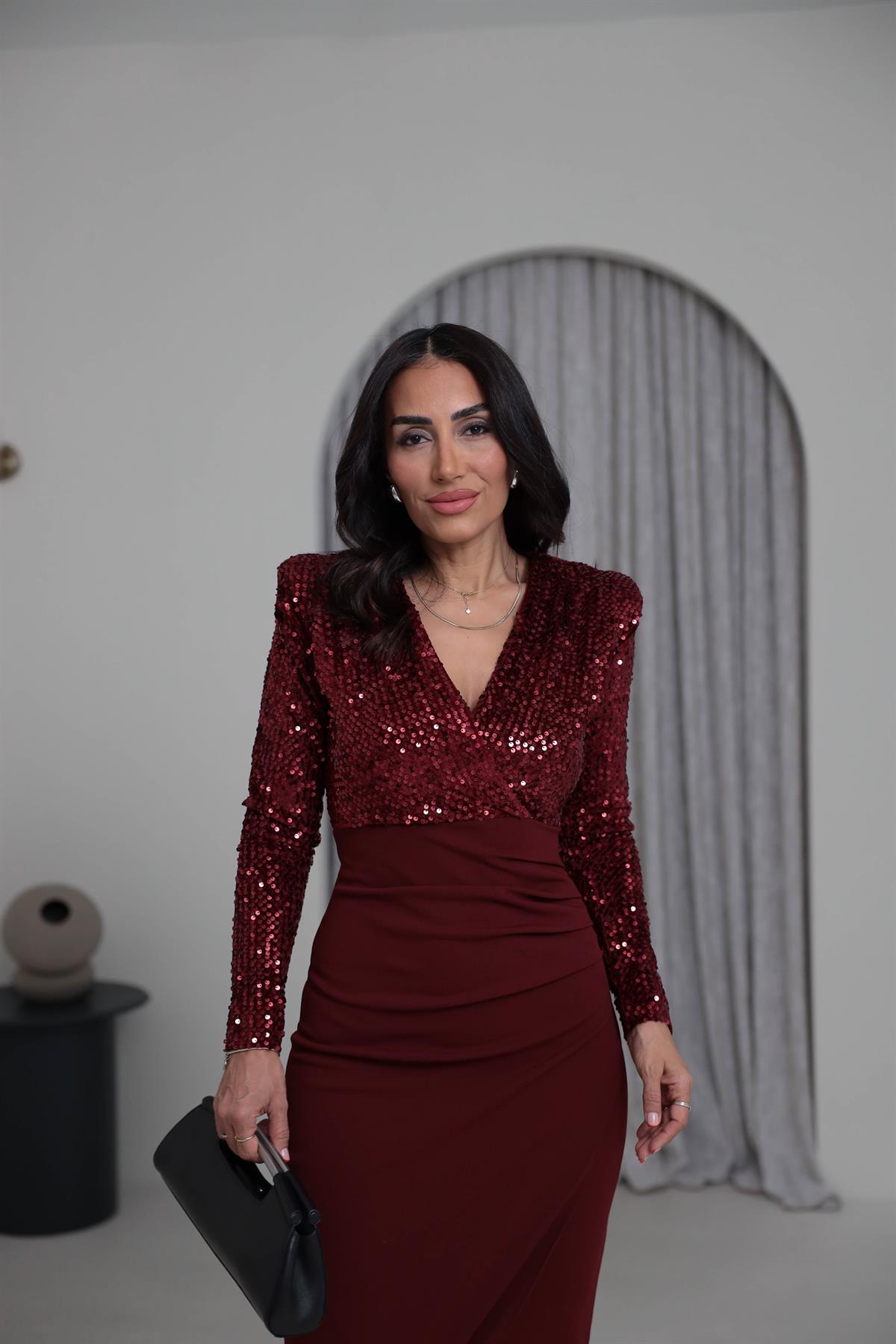 3676 Vatkalı Pullu Kruvaze Yaka Elbise BORDO