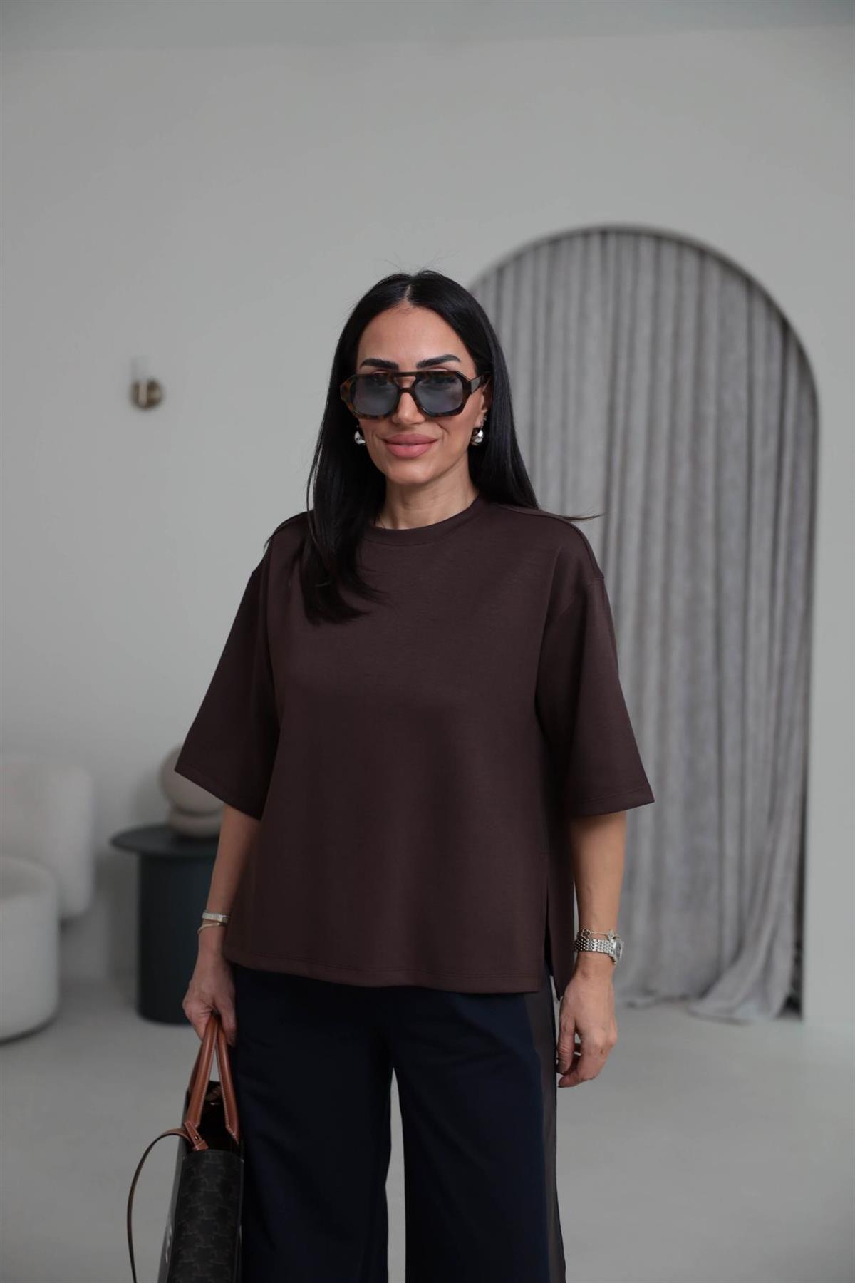 1066 Yanları Yırtmaçlı Bisiklet Yaka Modal Tshirt ACI KAHVE