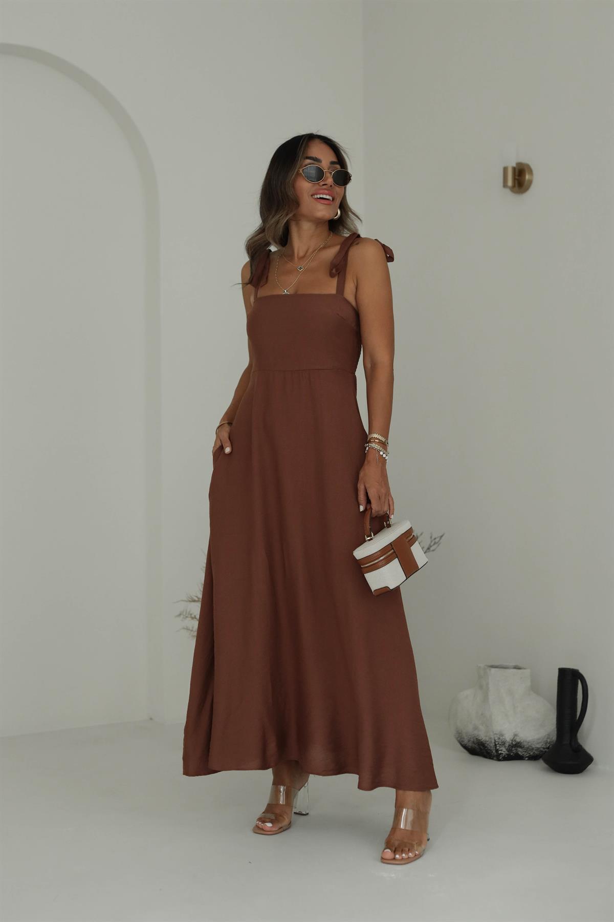 9106 Gipeli Askılı Dokuma Çan Elbise