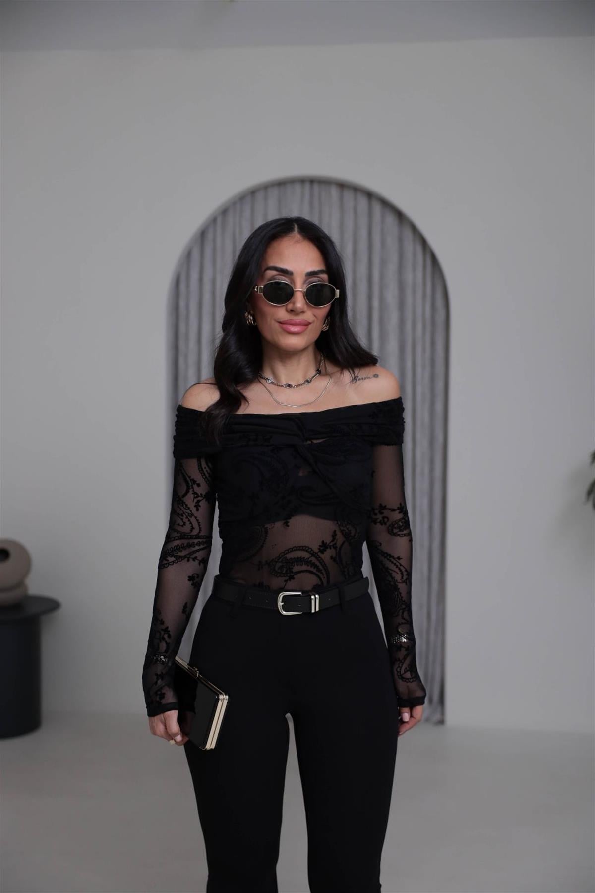 3227 Kadife Baskılı Omuz Detay Bluz SİYAH