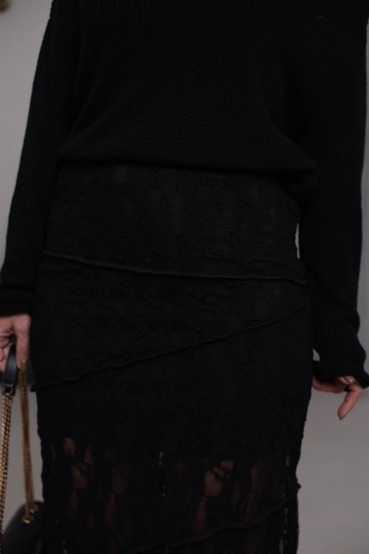 8818 Astarlı Dikiş Detaylı Dantel Etek SİYAH