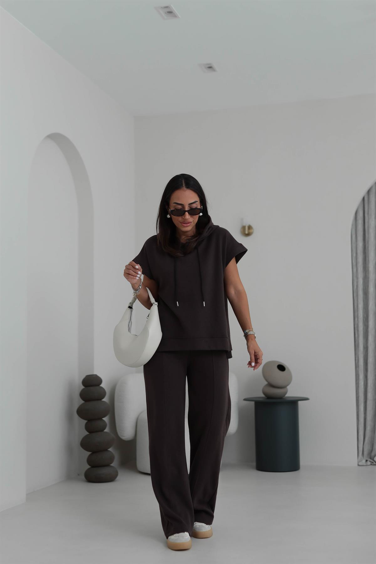 2030 Kapşonlu Kısa Kol Selanik Takım KAHVE