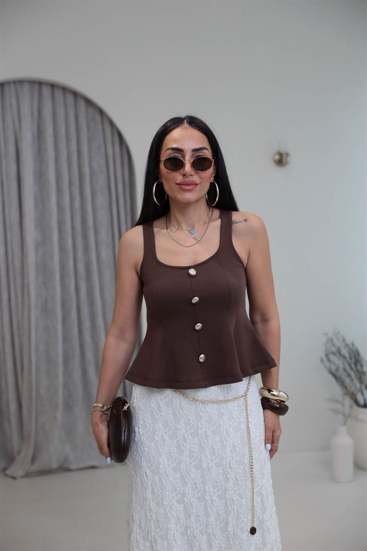 1979 Düğmeli Kare Yaka Peplum Bluz KAHVE