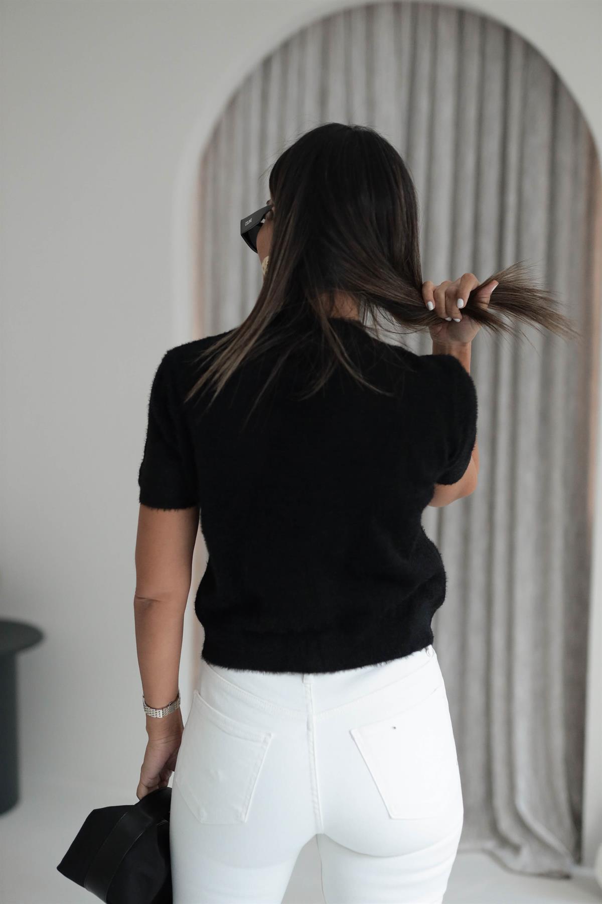 0706 Bisiklet Yaka Kısa Kol Yumoş Bluz SİYAH