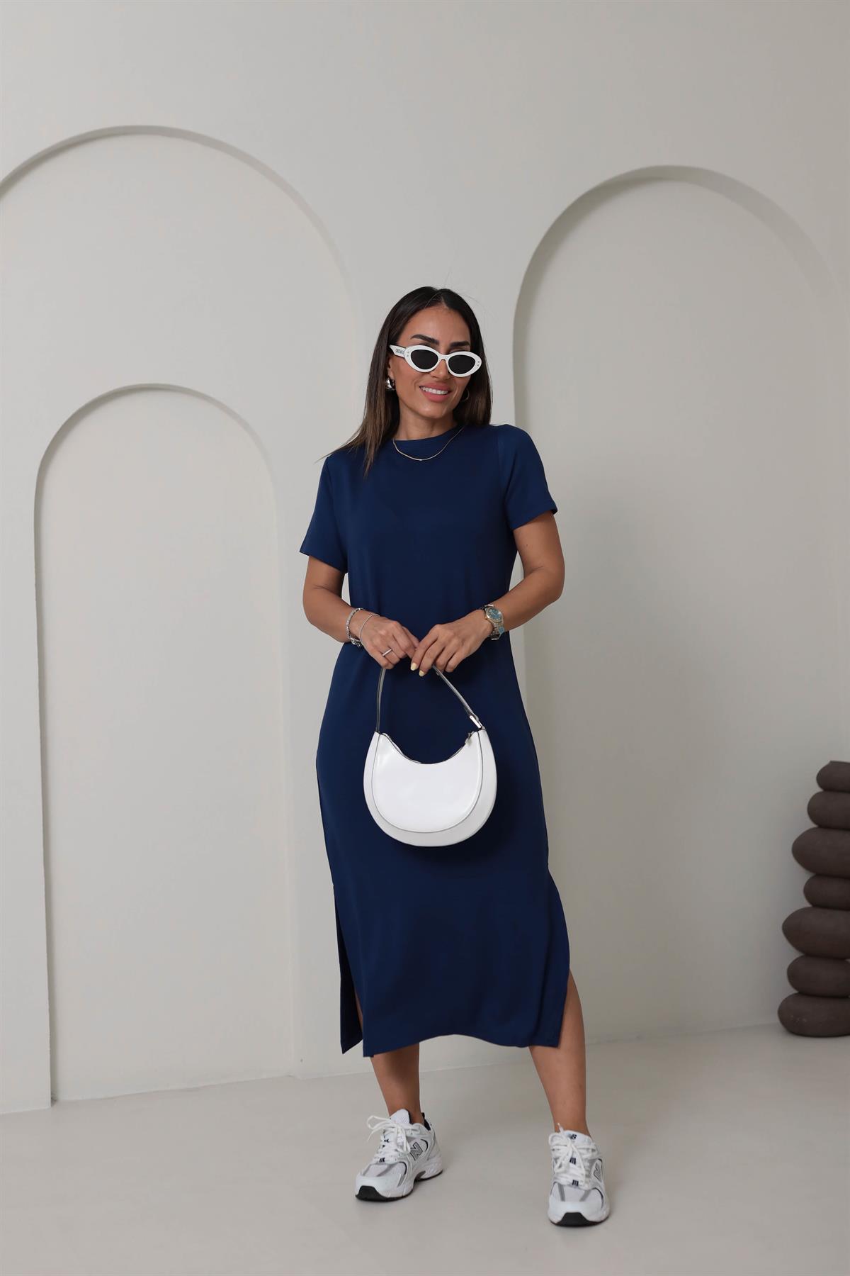 116 Bisiklet Yaka Kısa Kol Yırtmaçlı Modal Elbise LACİVERT