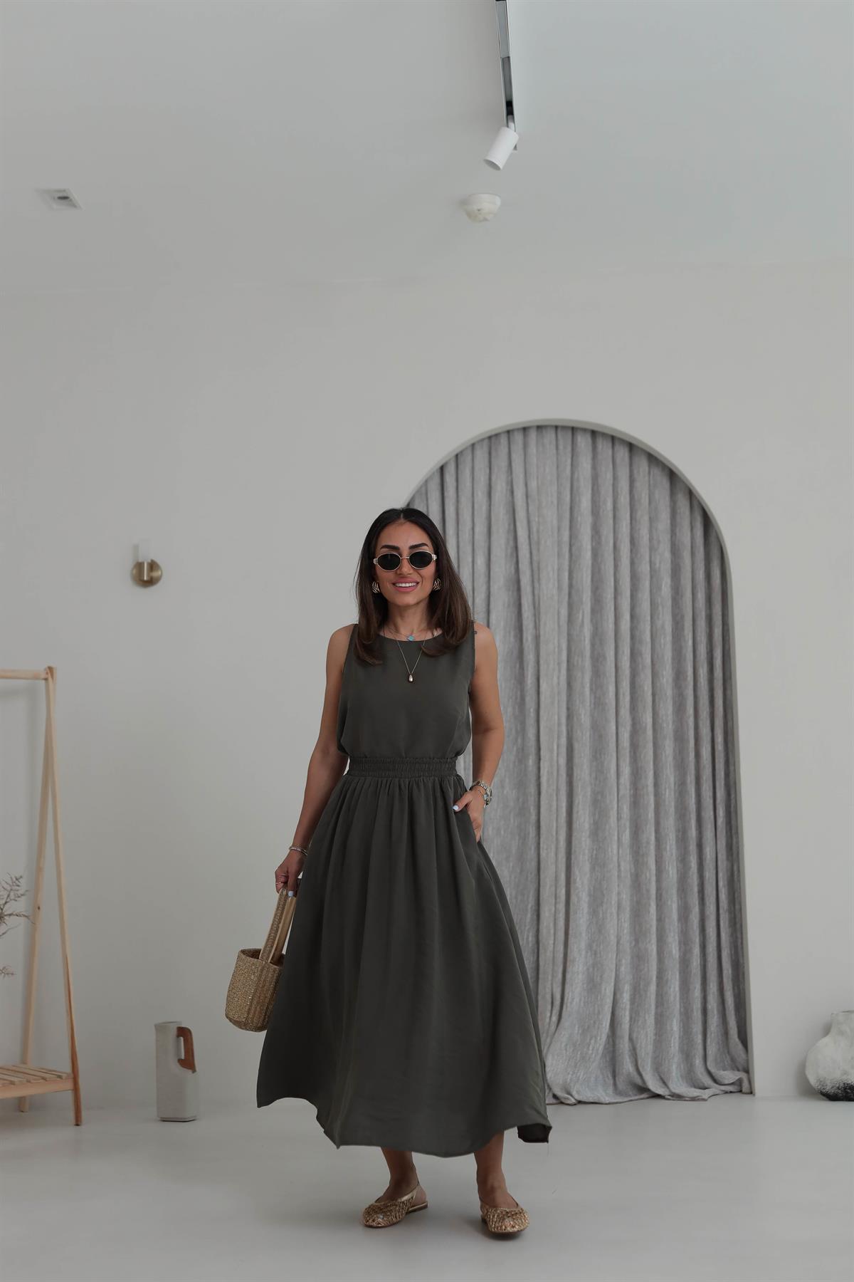 3510 Tencel Kumaş Sıfır Kol Bluz & Kloş Etekli Takım HAKİ YEŞİL