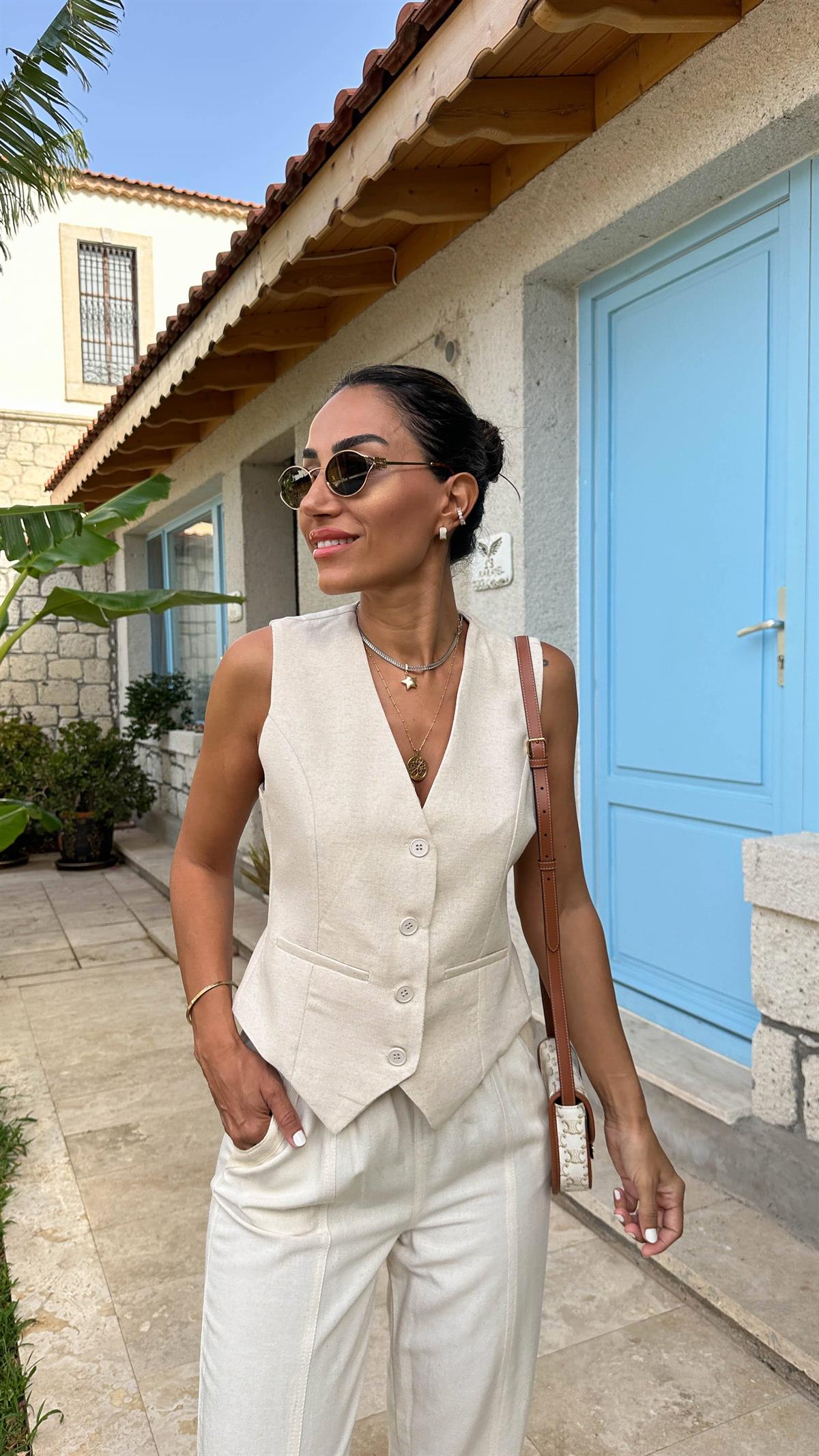 1116 Arkası Kuşaklı Keten Yelek