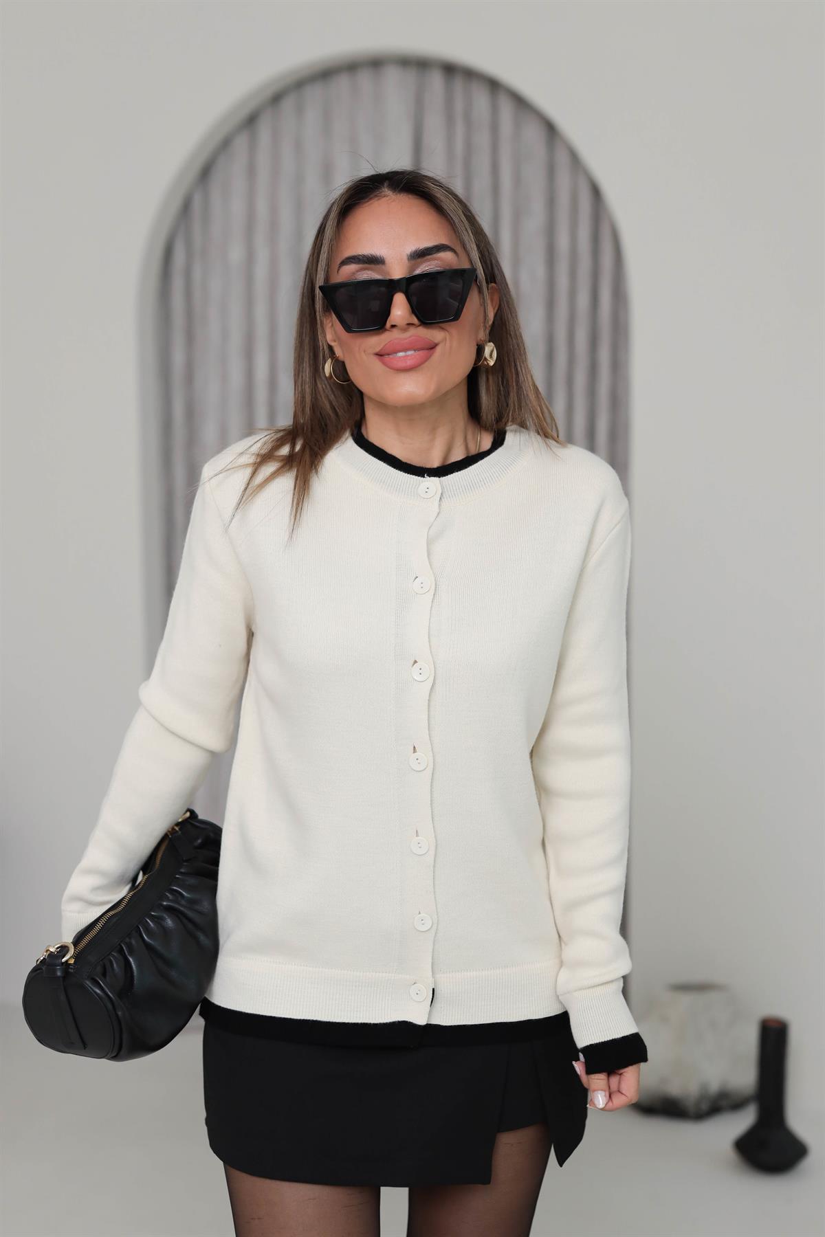 5207 Çift Yaka Düğmeli Hırka EKRU