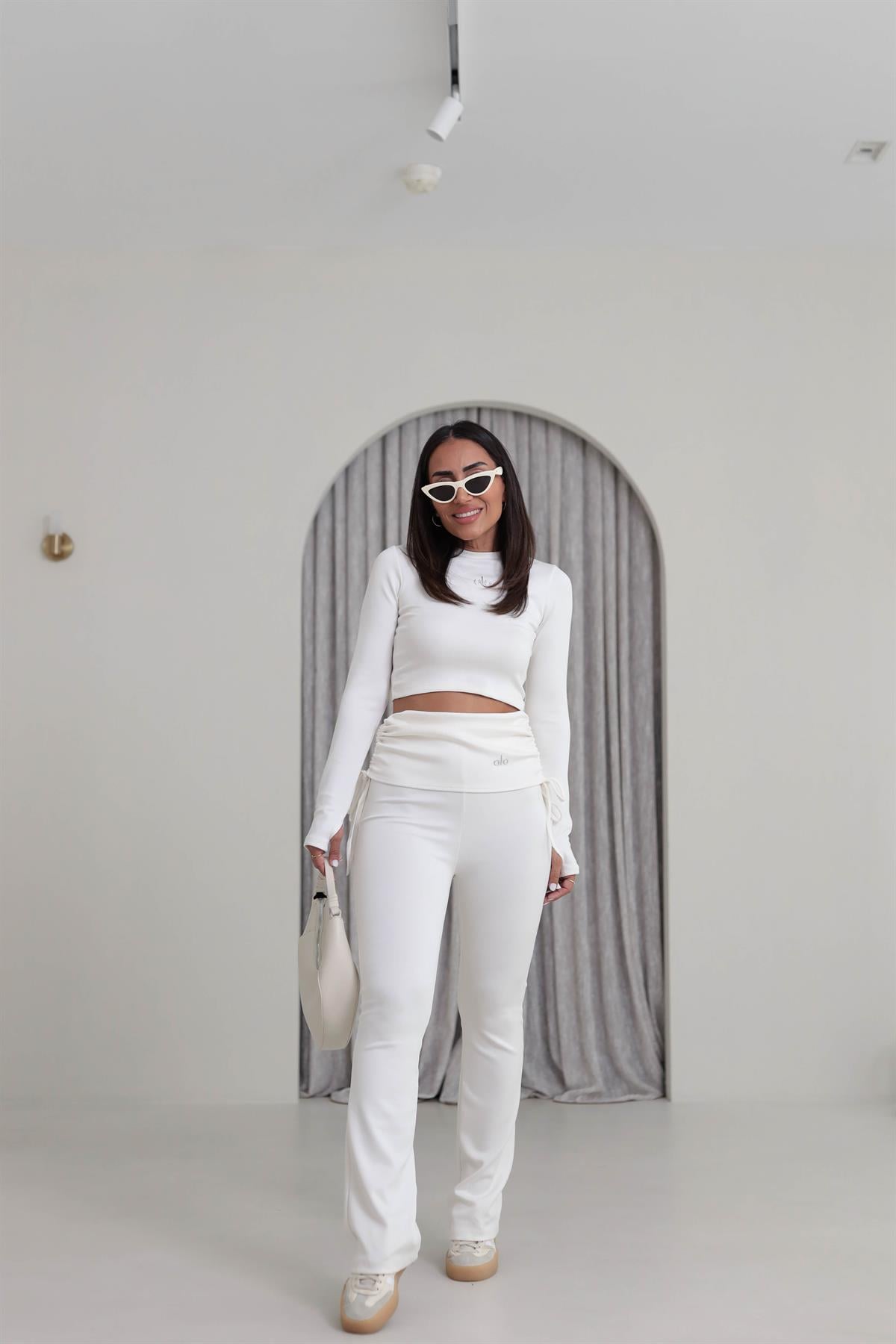 4033 Gümüş Yazı Baskılı Bel Detaylı Takım EKRU