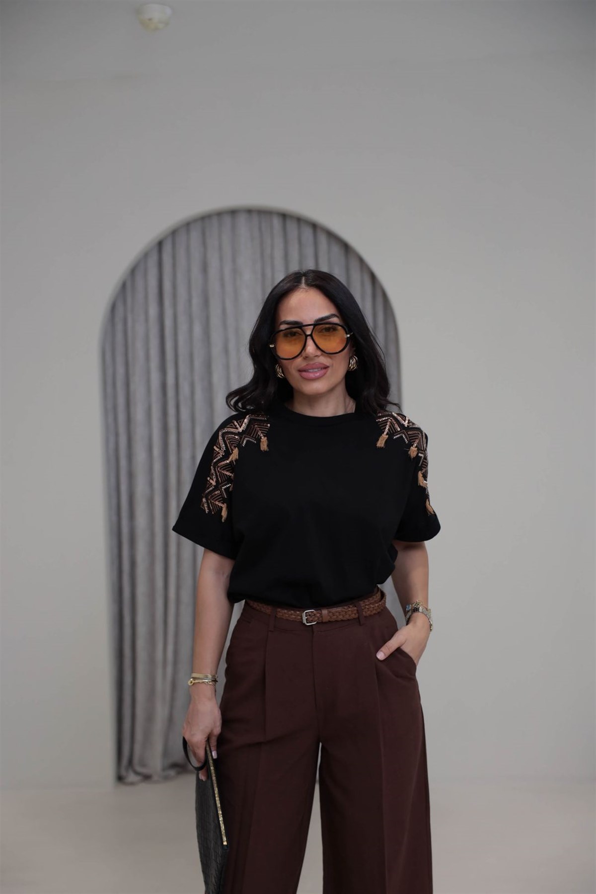 5166 Etnik Nakış İşlemeli Premium Tshirt SİYAH