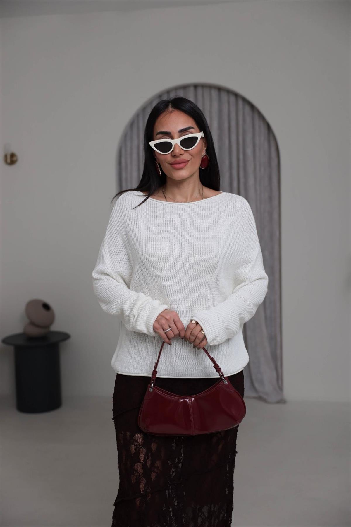 0804 Kayık Yaka Basic Triko Kazak EKRU