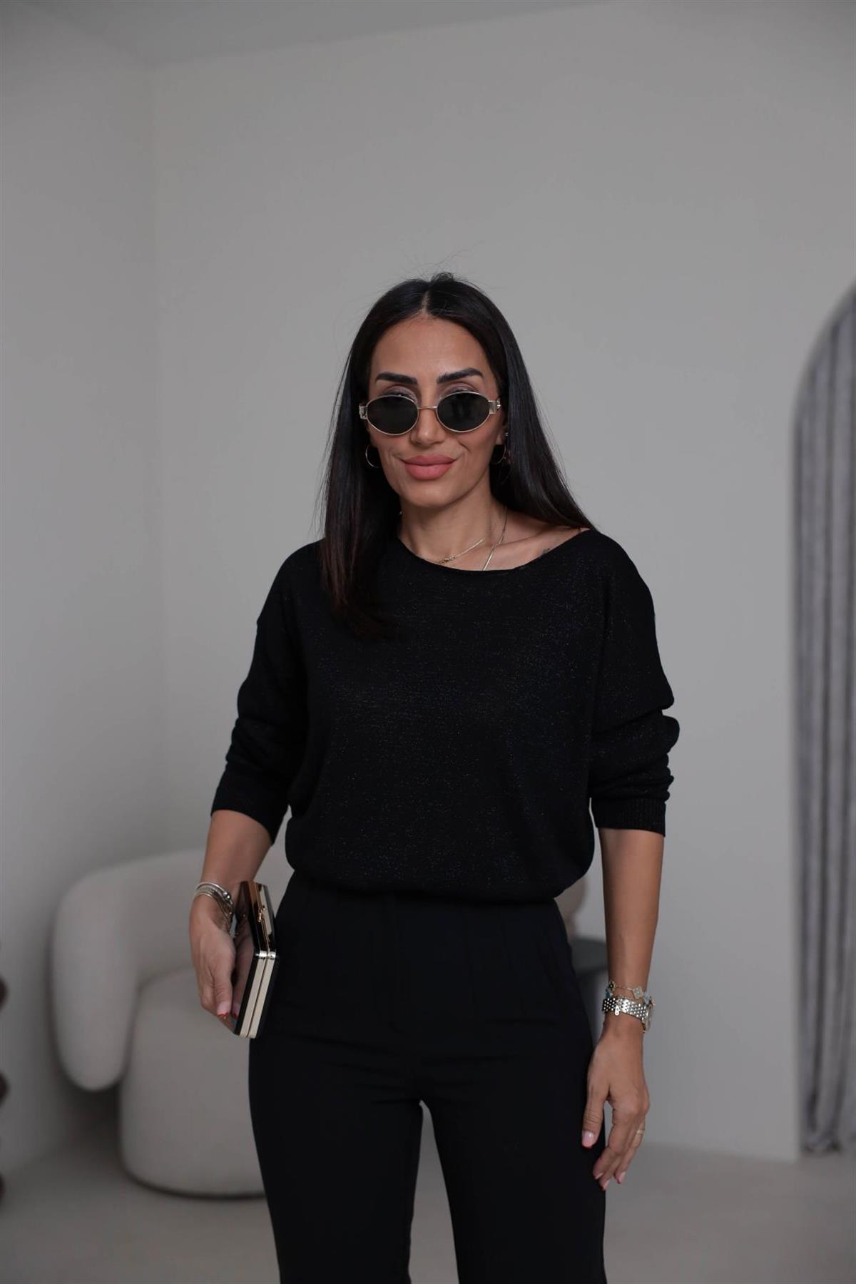 Kayık Yaka Simli Bluz SİYAH