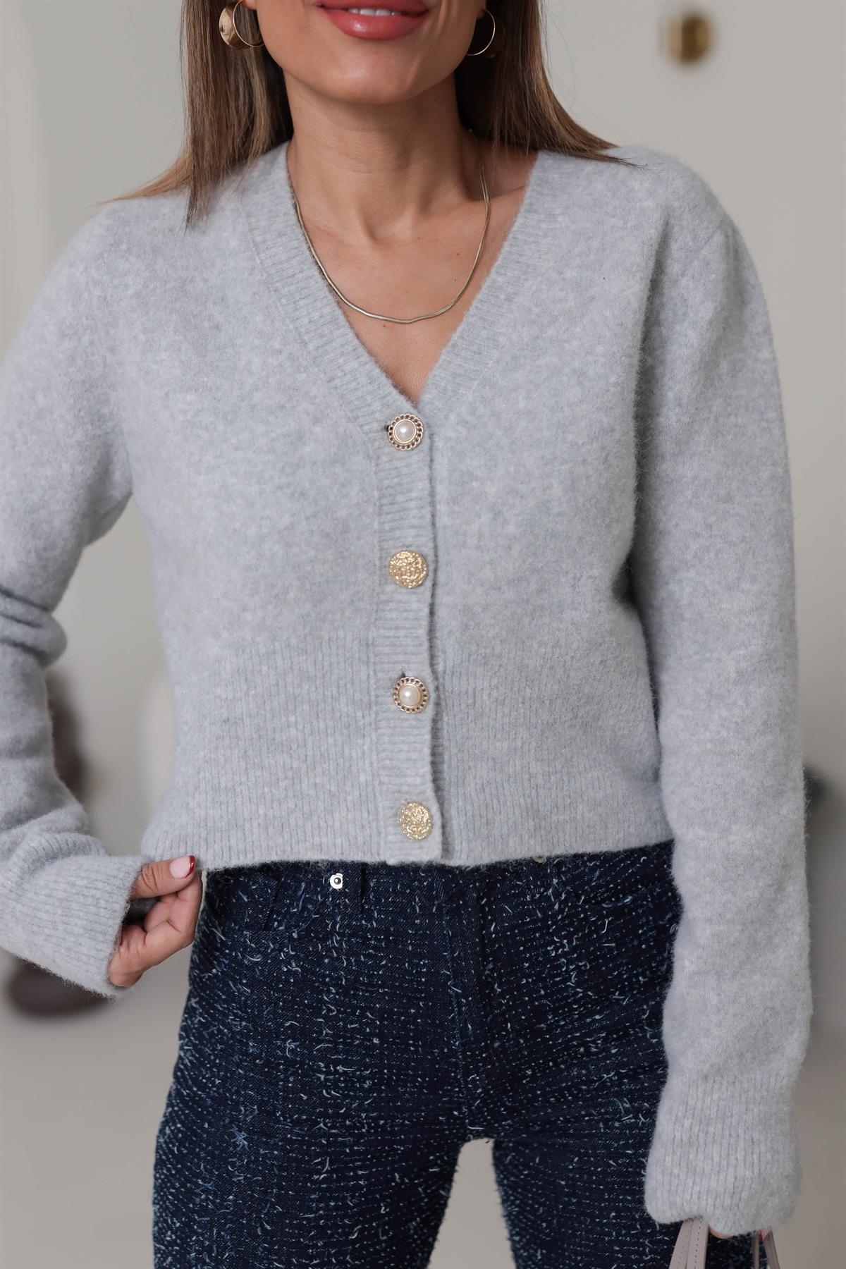 0273 V Yaka Gold Düğme Detaylı Hırka AÇIK GRİ