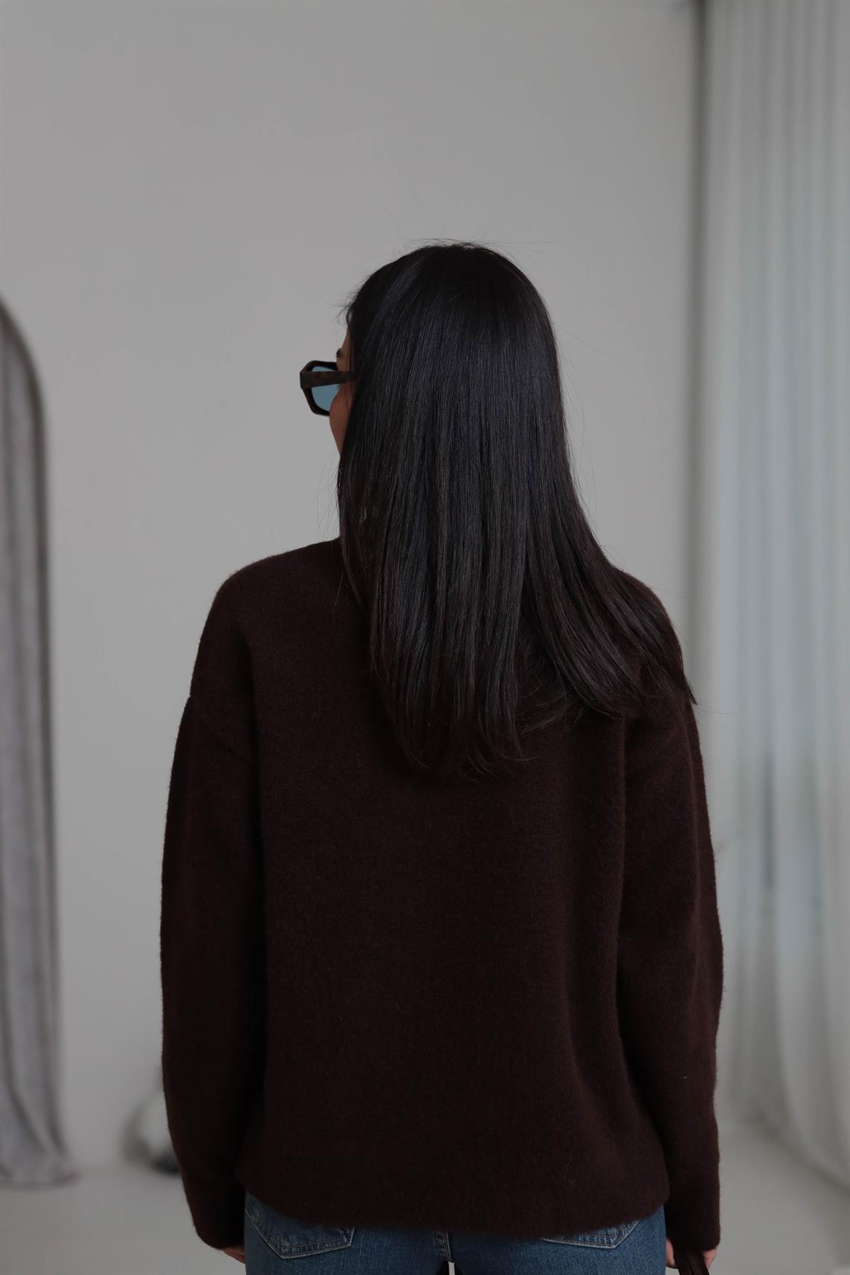 0640 Bisiklet Yaka Yumuşak Dokulu Triko Kazak KAHVE